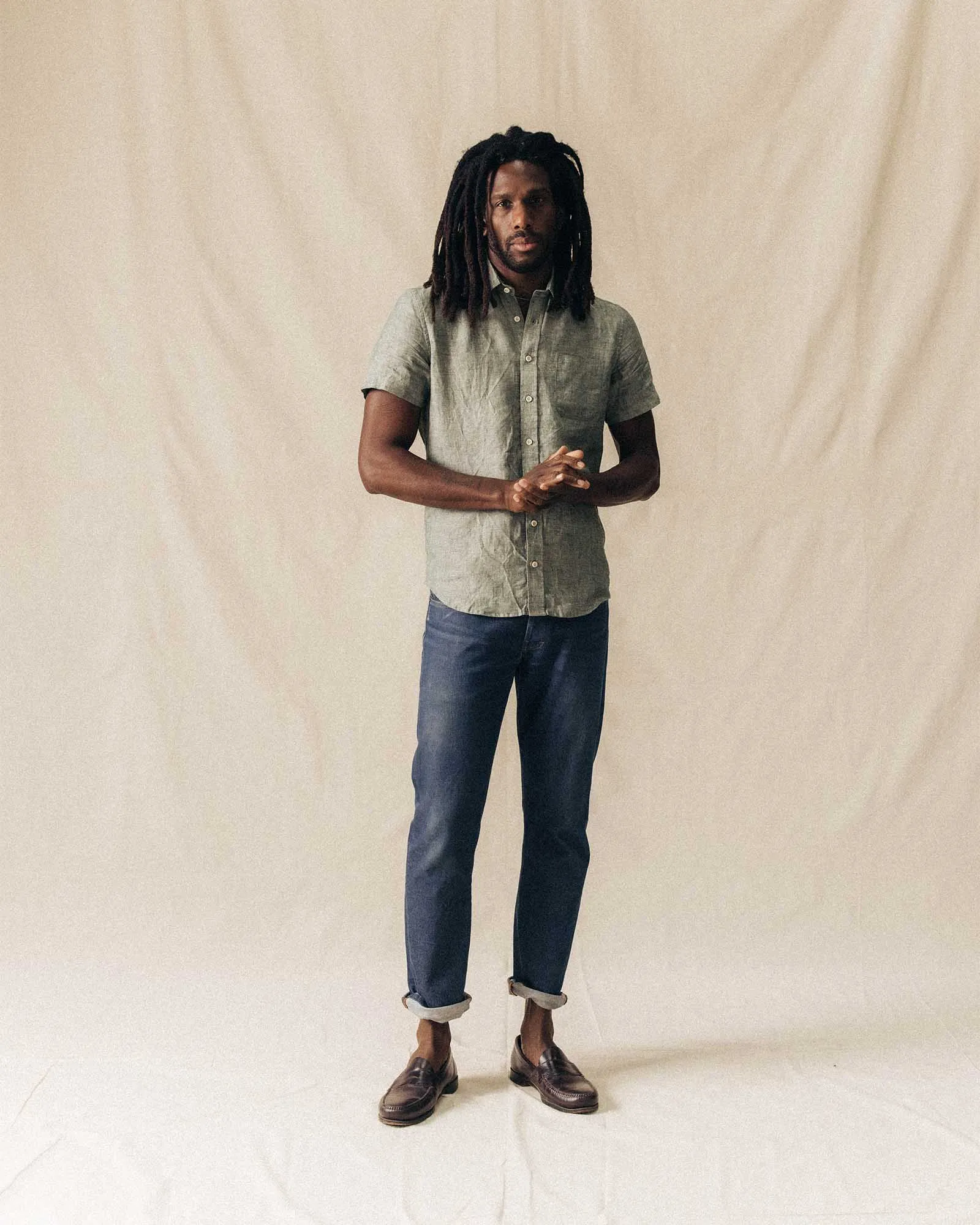 The Short Sleeve California in Cilantro Hemp sold by Taylor Stitch product image thumbnail 2