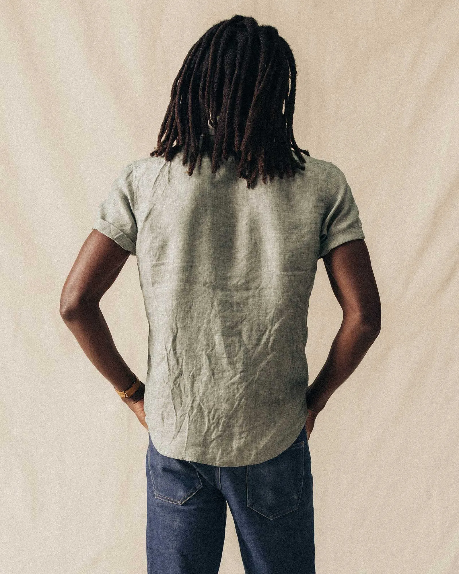 The Short Sleeve California in Cilantro Hemp sold by Taylor Stitch product image thumbnail 4