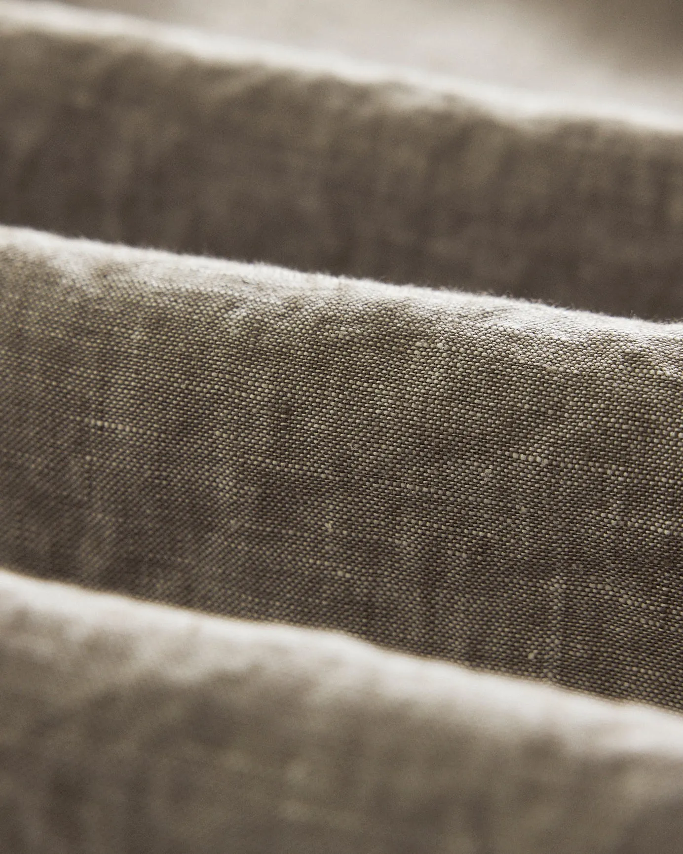 The Short Sleeve California in Morel Hemp sold by Taylor Stitch product image thumbnail 5