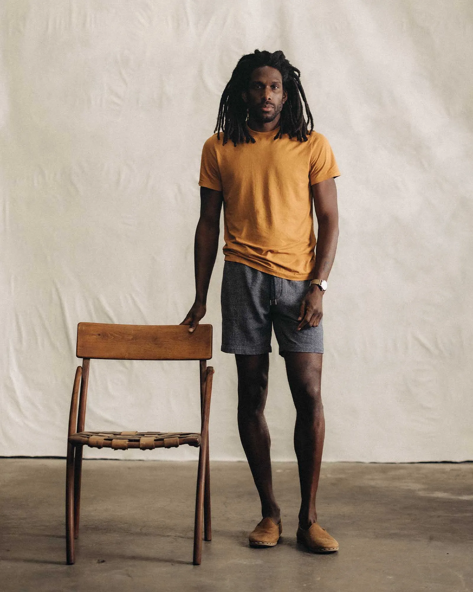 The Apres Short in Navy Linen Tweed sold by Taylor Stitch product image thumbnail 2