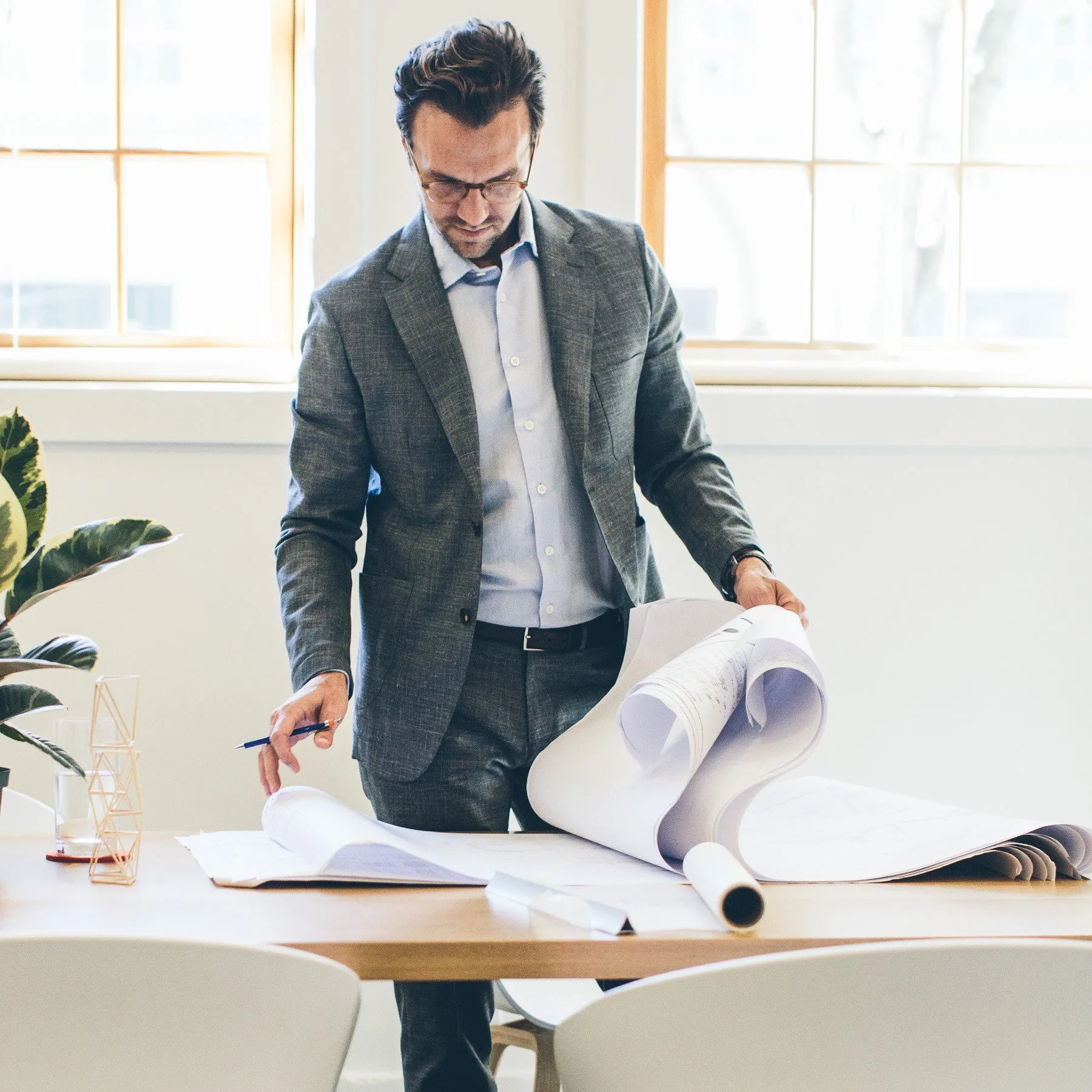 The Telegraph Jacket in Charcoal sold by Taylor Stitch product image thumbnail 4