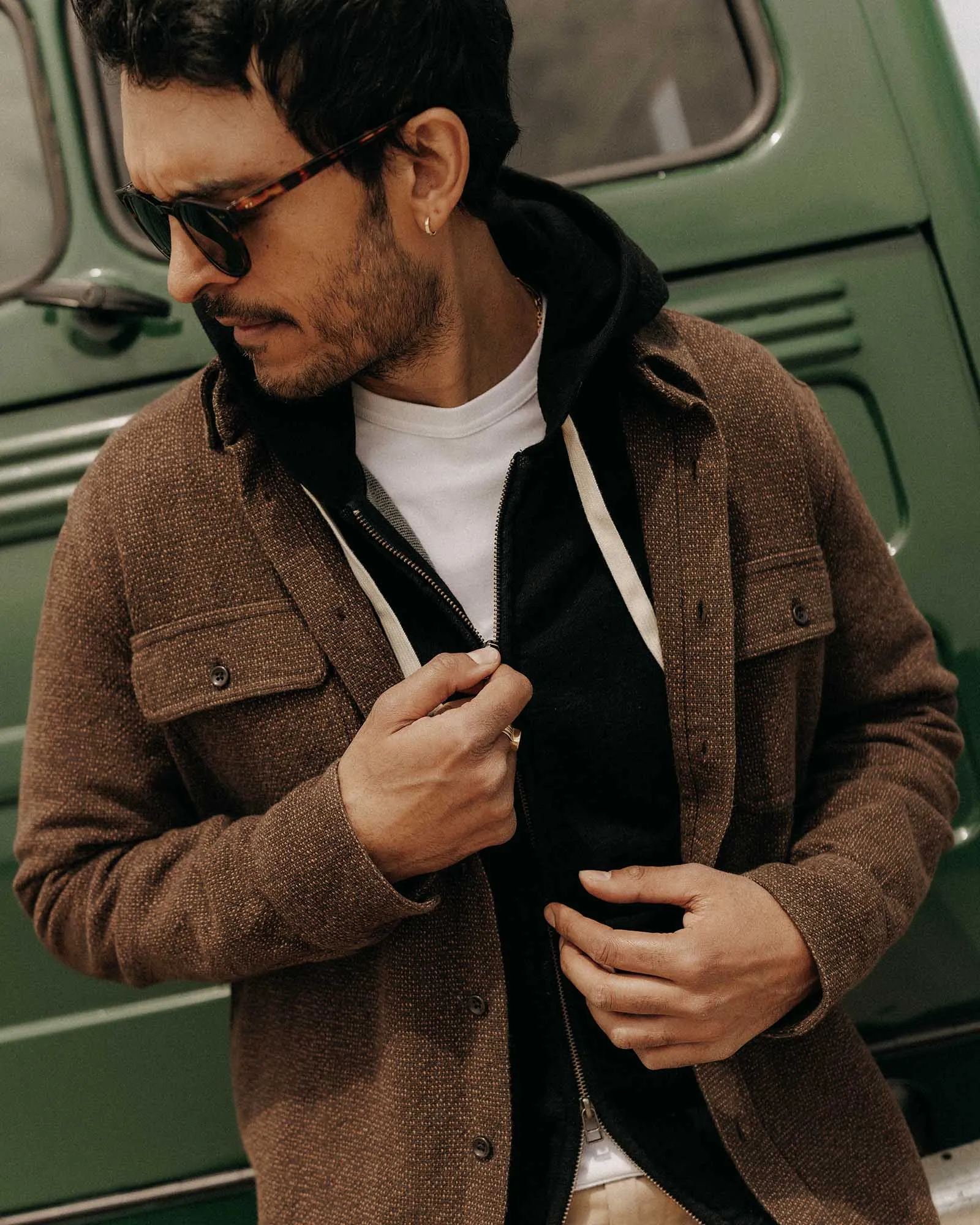 The Ledge Shirt in Black Coffee Linen Tweed sold by Taylor Stitch product image thumbnail 2