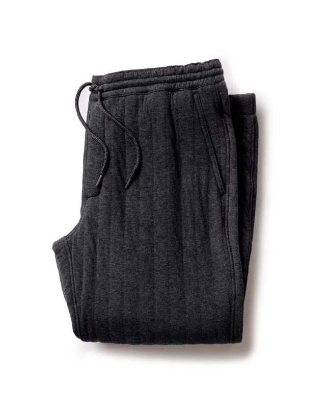 The Apres Pant in Heather Coal Quilted Jersey sold by Taylor Stitch