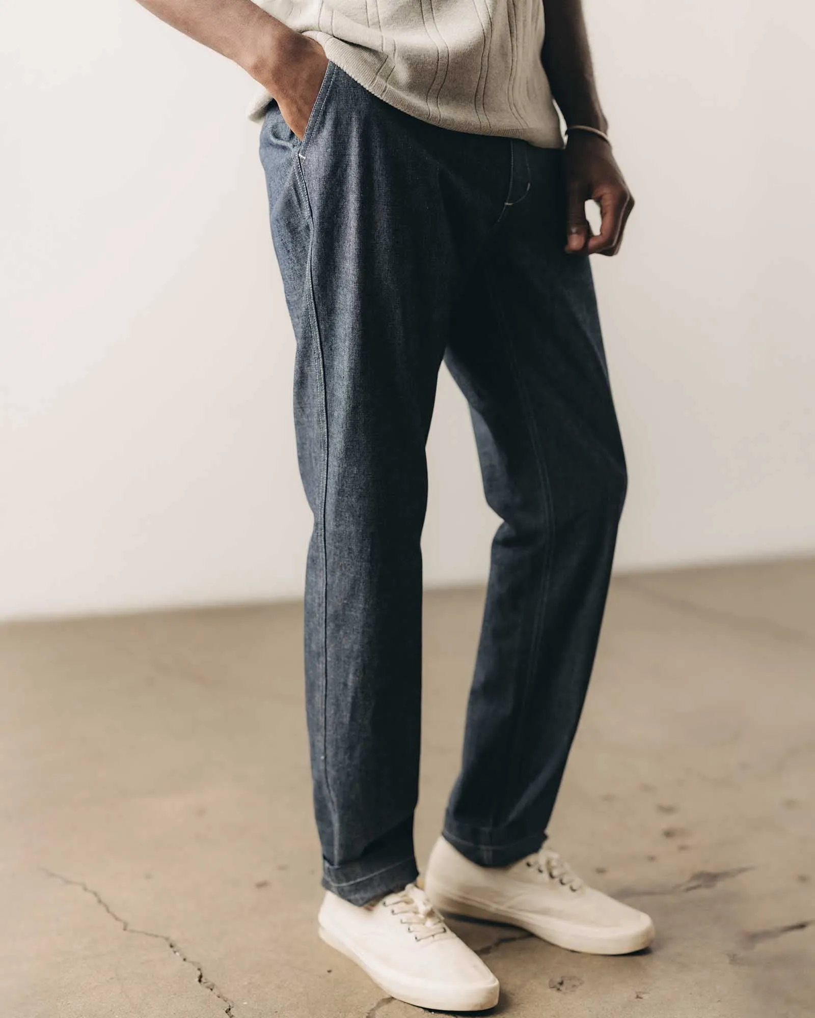 The Easy Pant in Washed Indigo Chambray sold by Taylor Stitch product image thumbnail 4