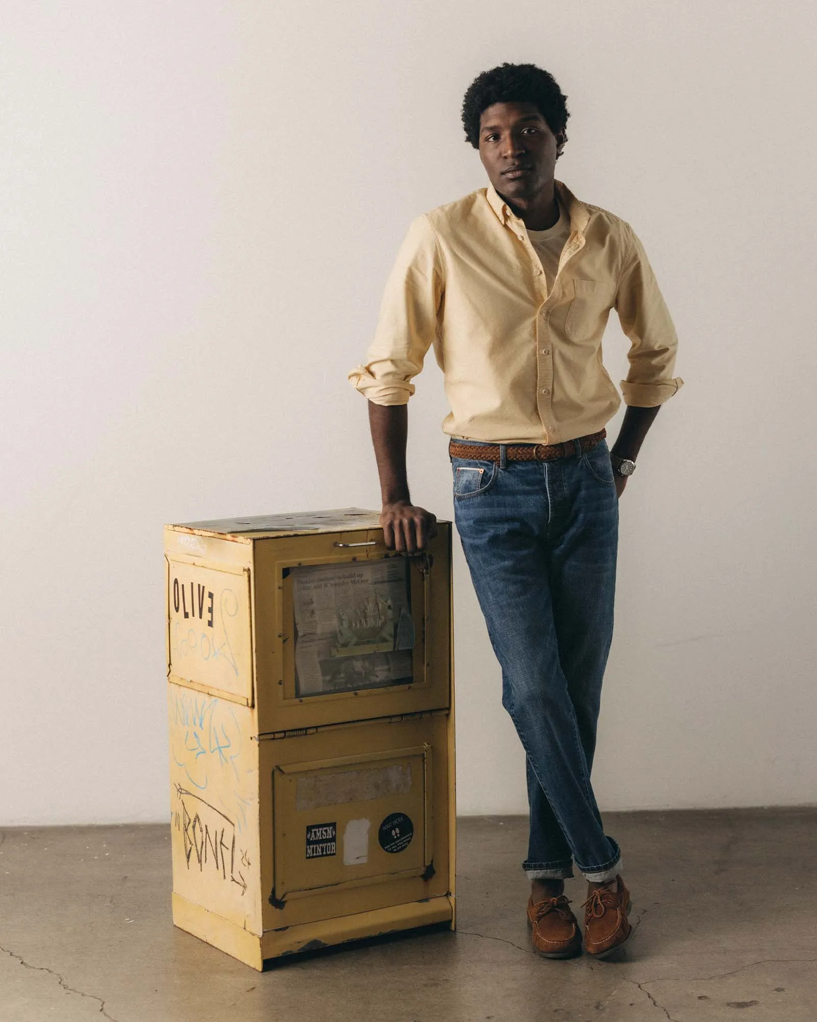 The Jack in Straw Oxford sold by Taylor Stitch product image thumbnail 3