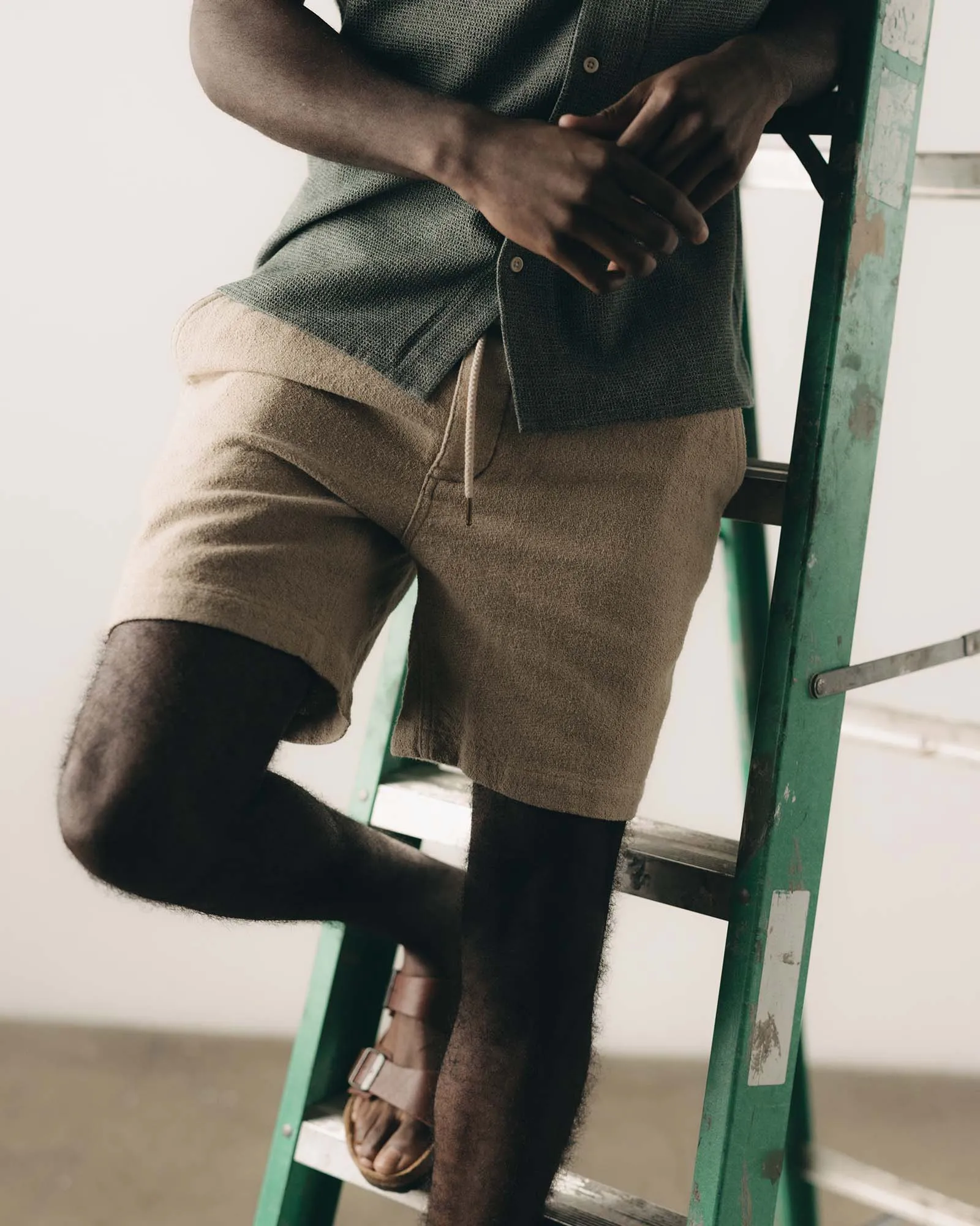 The Apres Short in Heather Oat Crepe sold by Taylor Stitch product image thumbnail 2