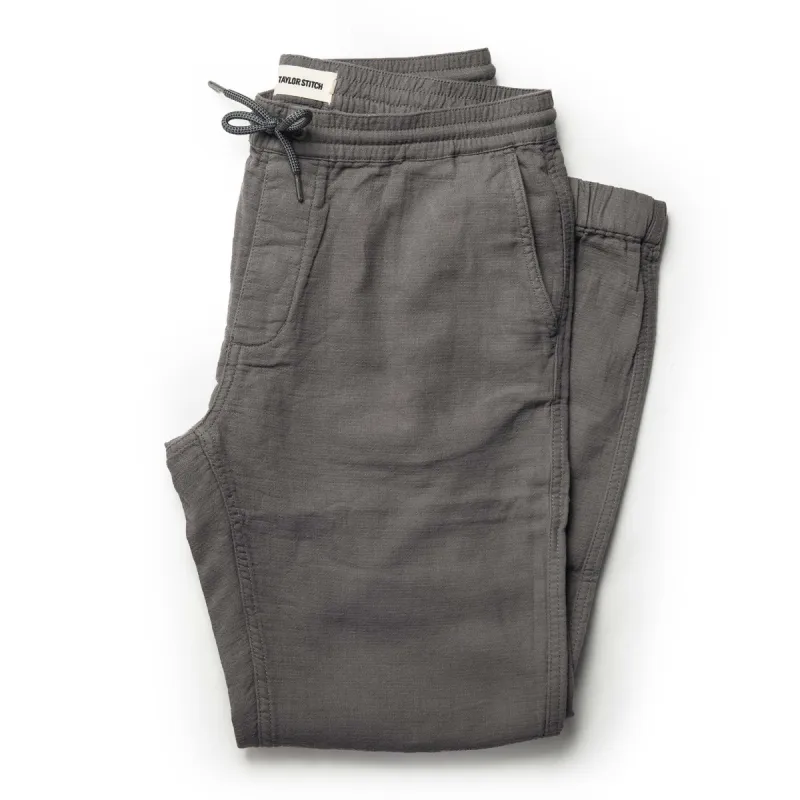 The Apres Pant in Charcoal Double Cloth ('21) sold by Taylor Stitch