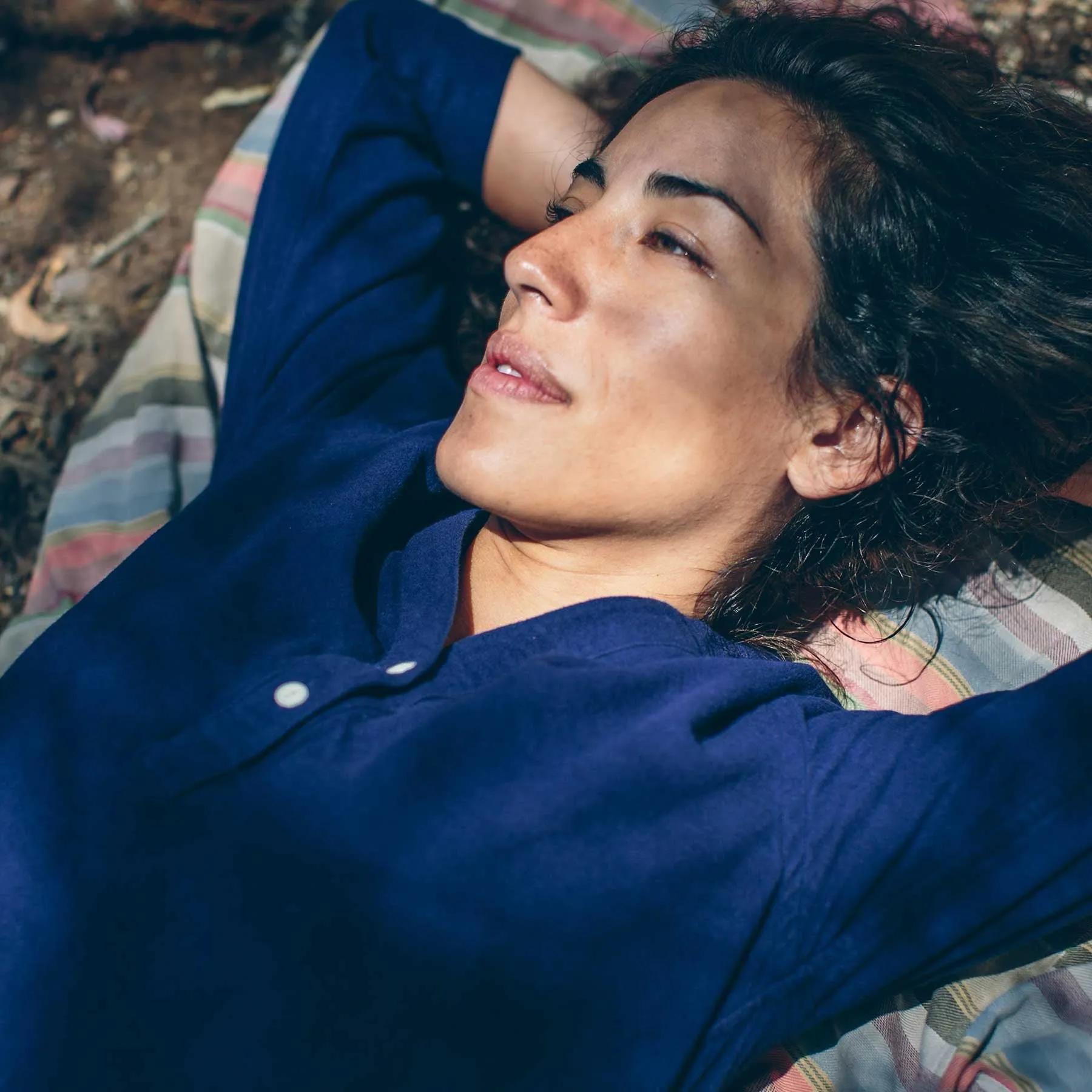 The Whitney Popover in Navy sold by Taylor Stitch product image thumbnail 2