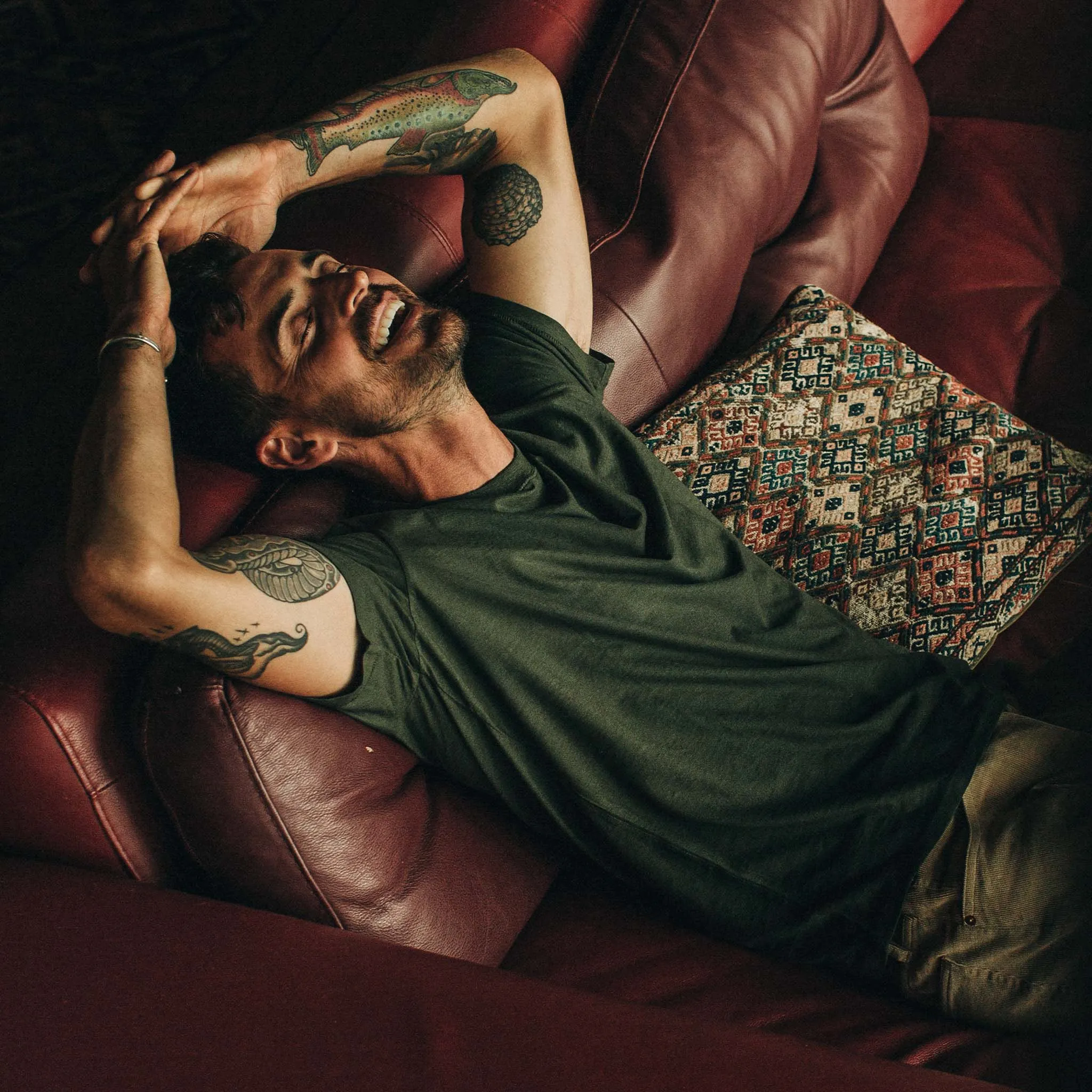 The Cotton Hemp Tee in Forest sold by Taylor Stitch product image thumbnail 4