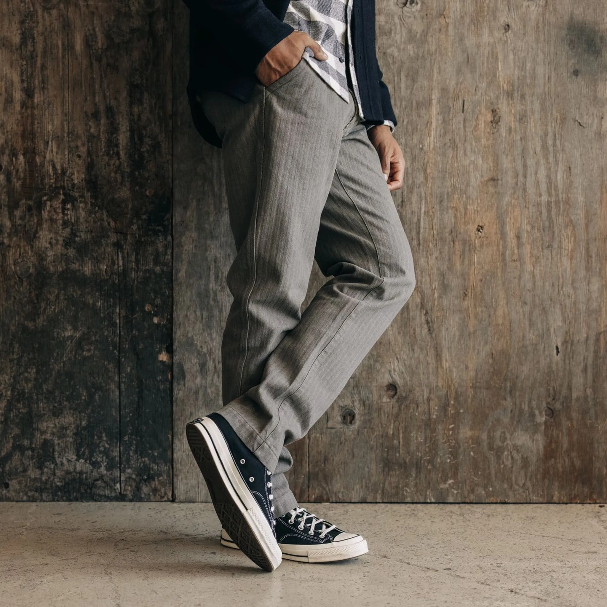 The Morse Pant in Smoked Olive Herringbone Twill sold by Taylor Stitch product image thumbnail 2