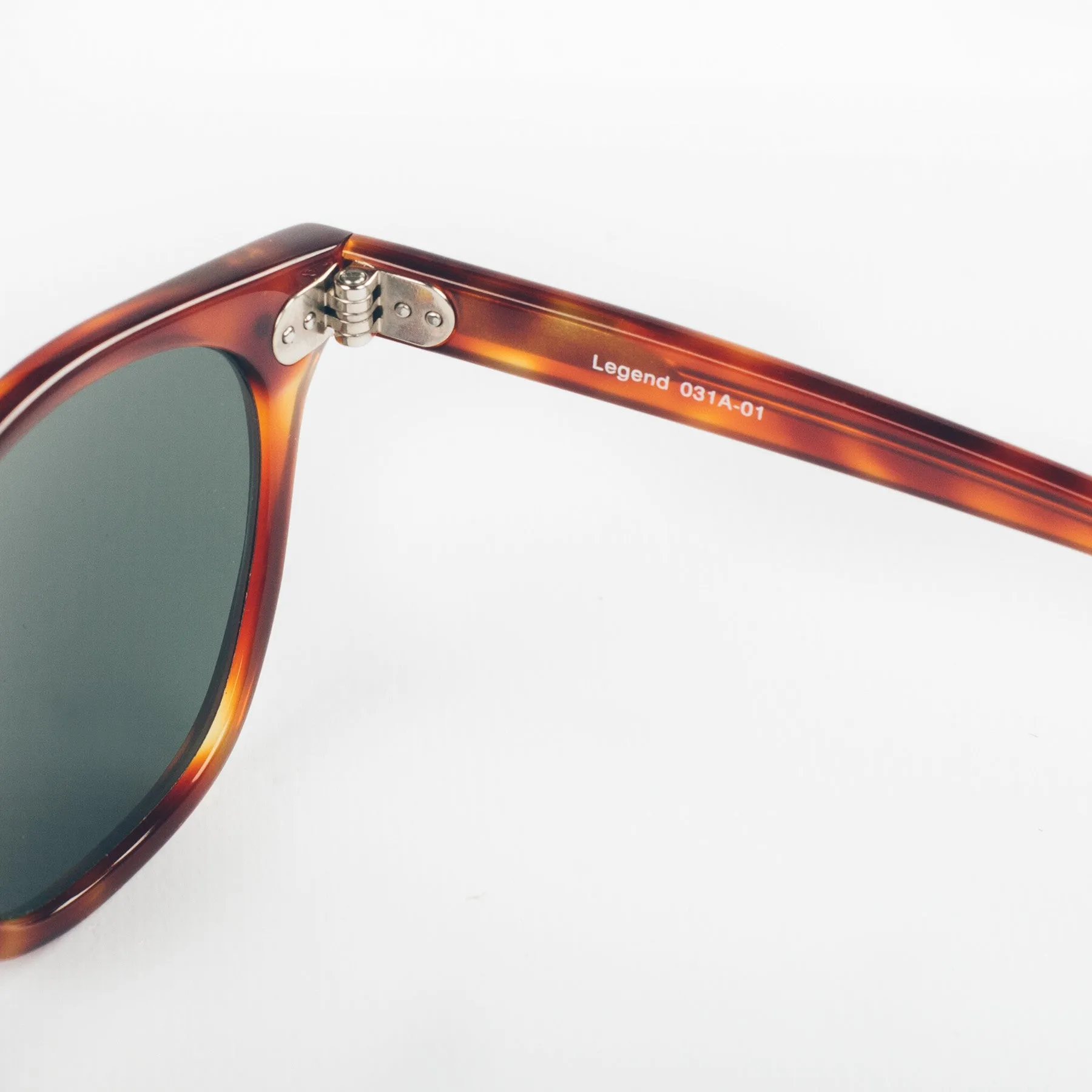 The Legend in Honey Tortoise with G15 Lenses sold by Taylor Stitch product image thumbnail 4