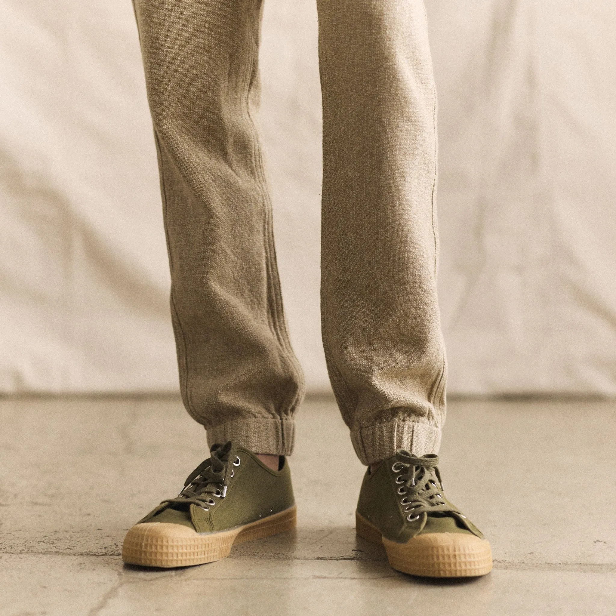 The Apres Pant in Oat Linen Tweed sold by Taylor Stitch product image thumbnail 4