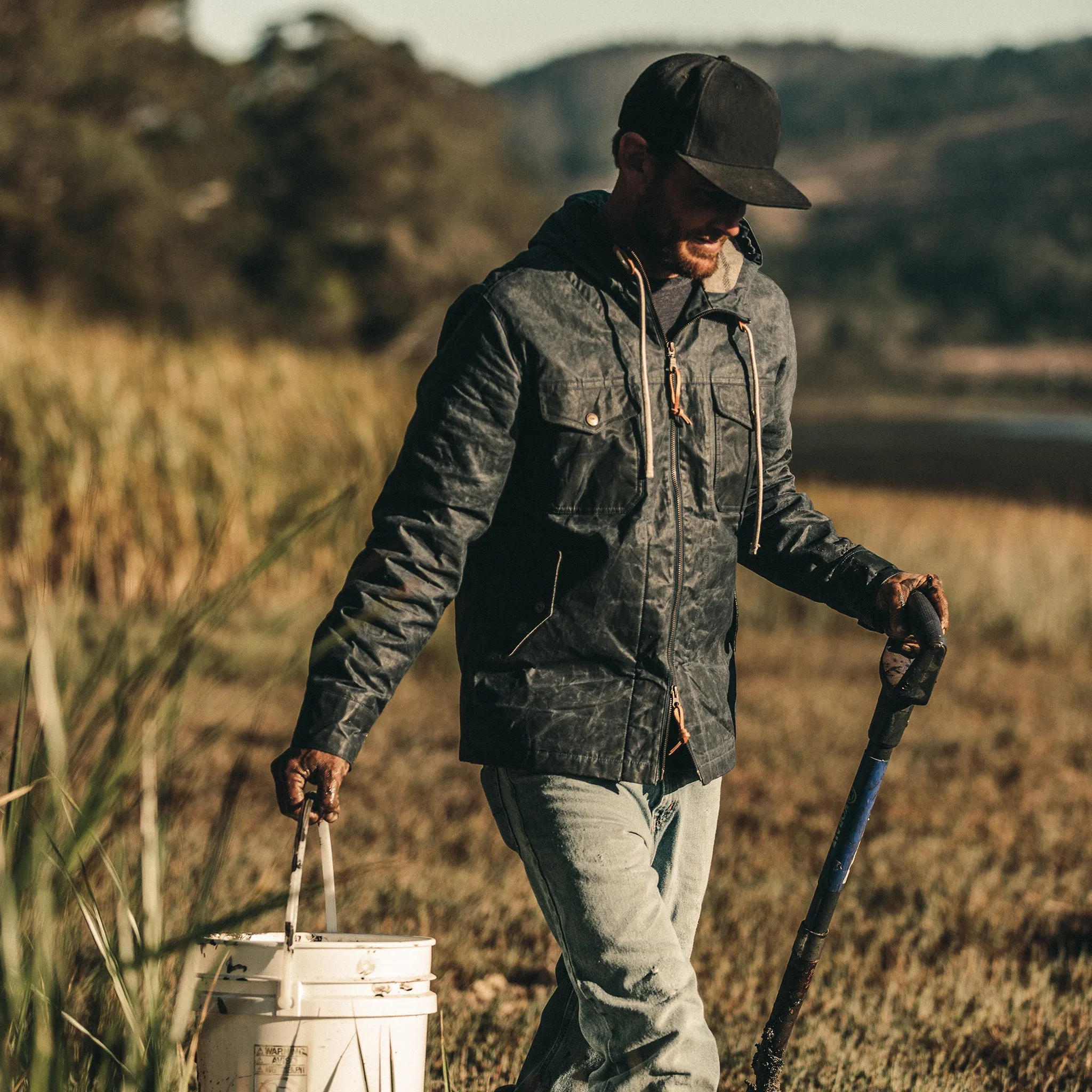 The Winslow Parka in Navy sold by Taylor Stitch product image thumbnail 3