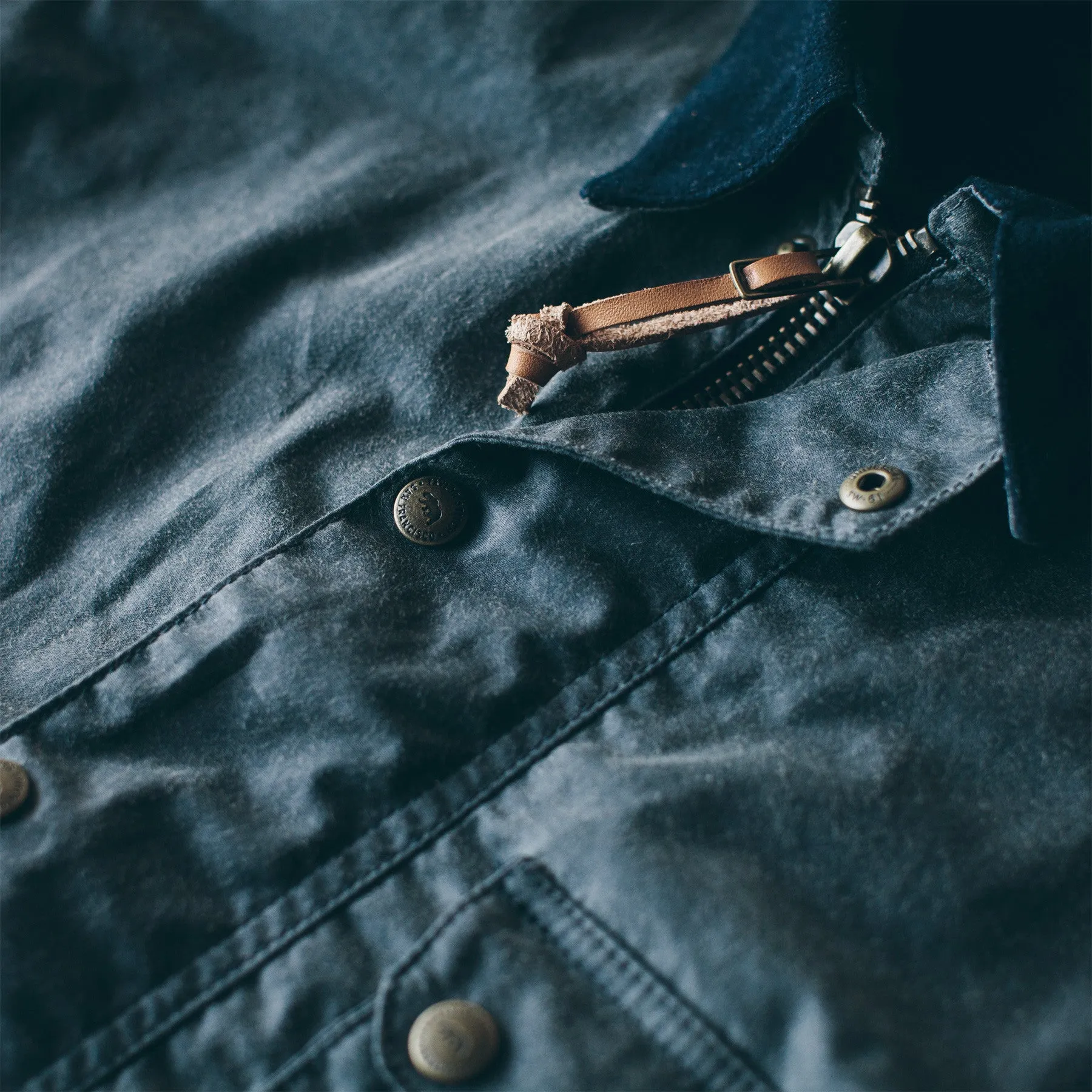 The Rover Jacket in Slate Waxed Canvas sold by Taylor Stitch product image thumbnail 3