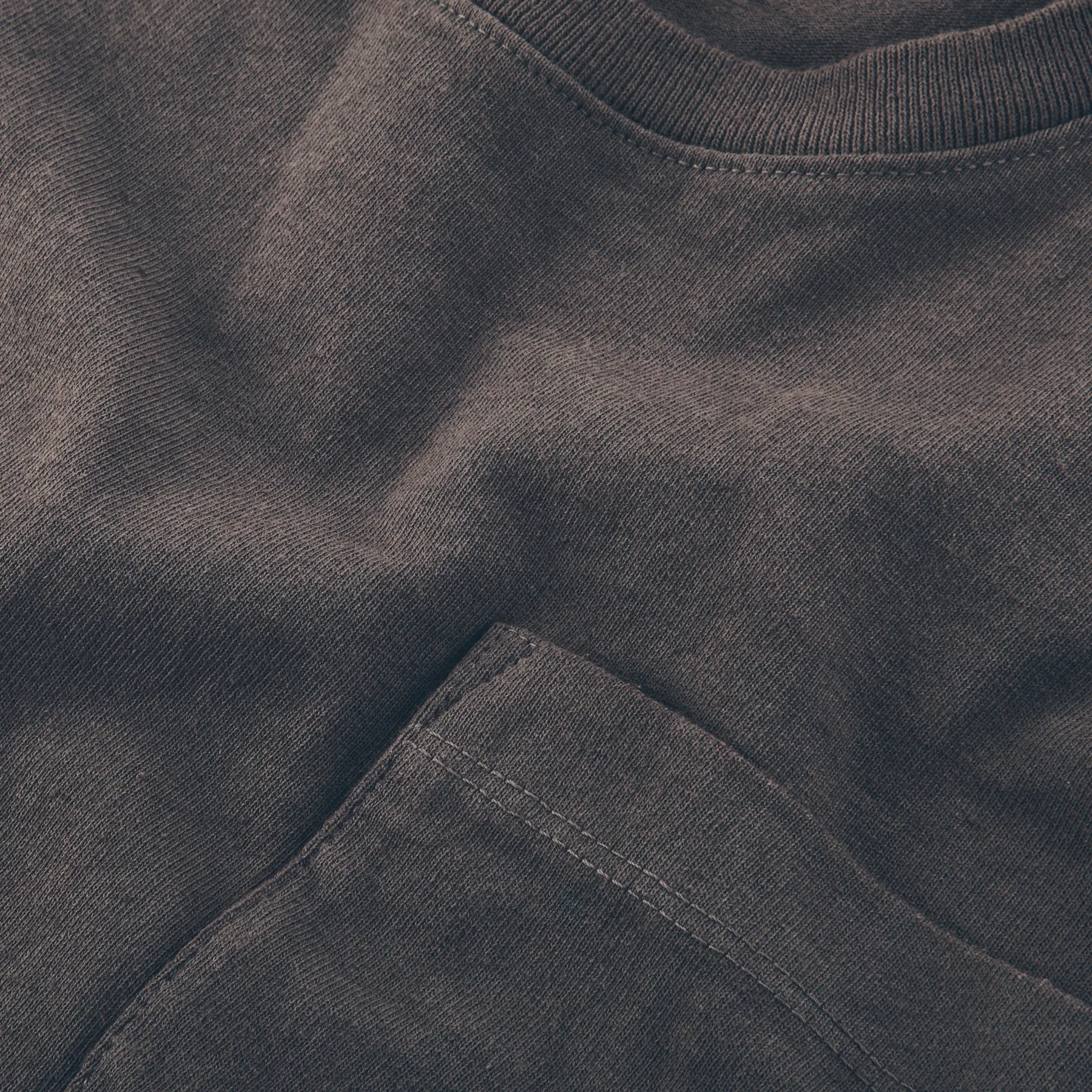The Heavy Bag Tee in Slate ('16) sold by Taylor Stitch product image thumbnail 3