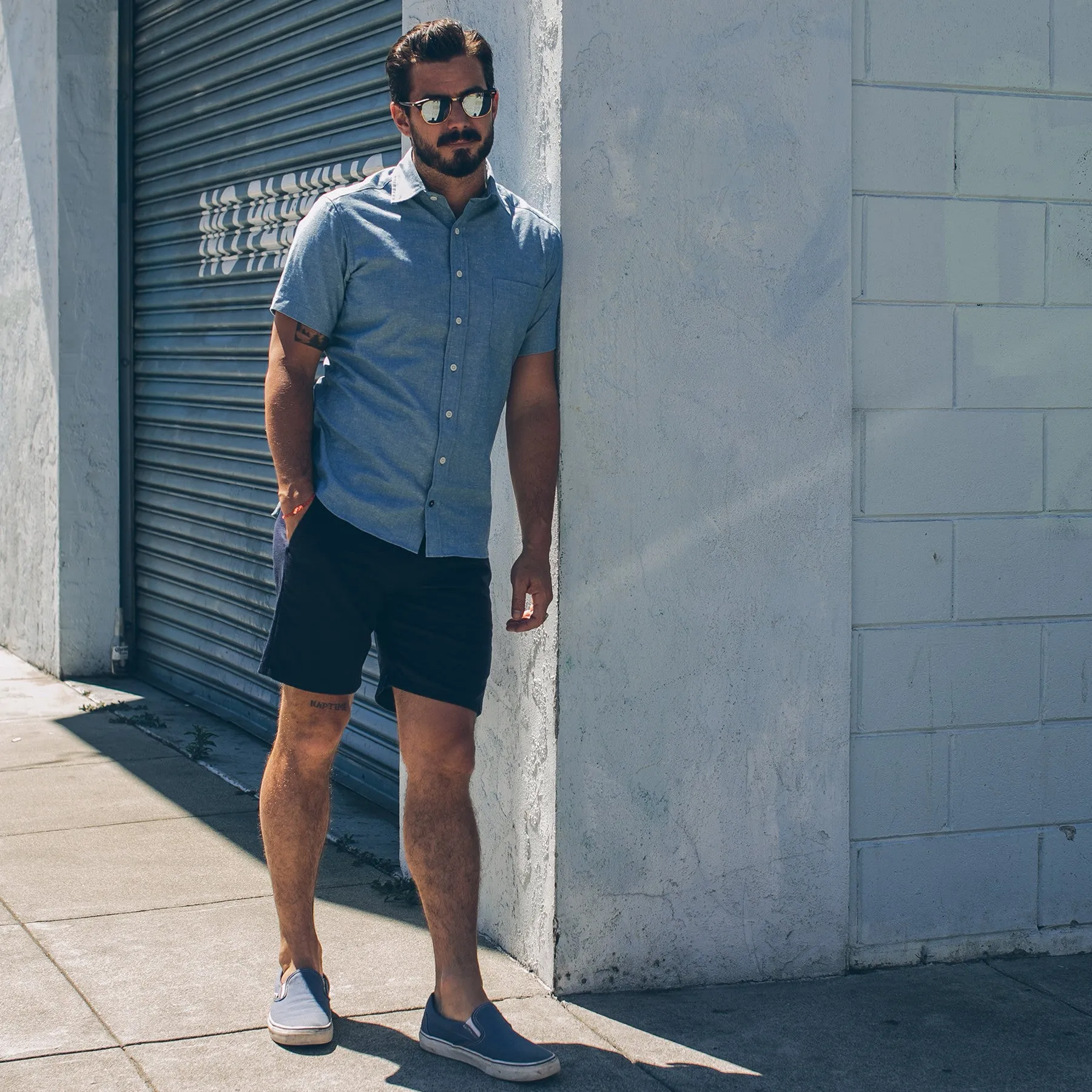 The Short Sleeve California in Slub Chambray sold by Taylor Stitch product image thumbnail 4