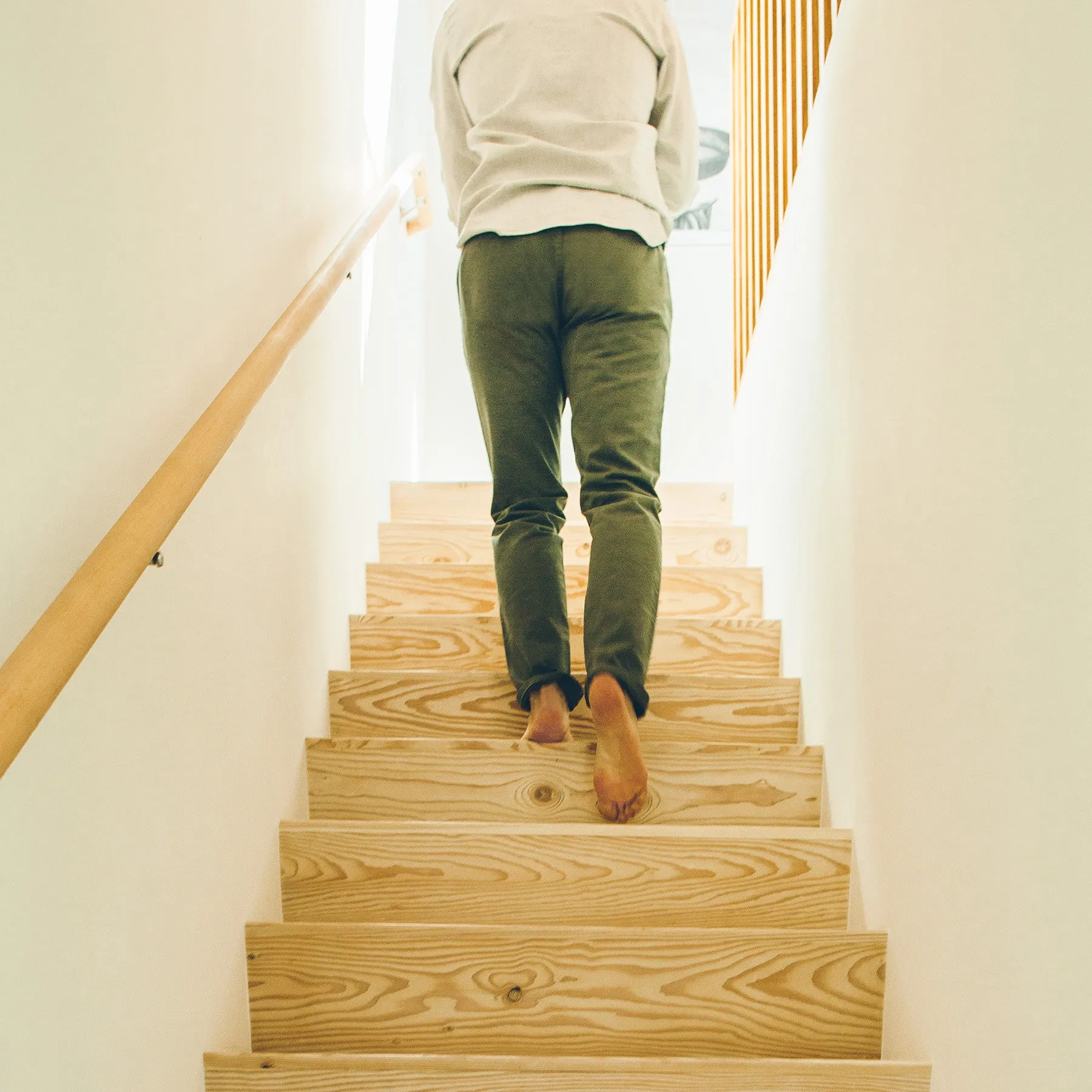 The Slim Chino in Army sold by Taylor Stitch product image thumbnail 5