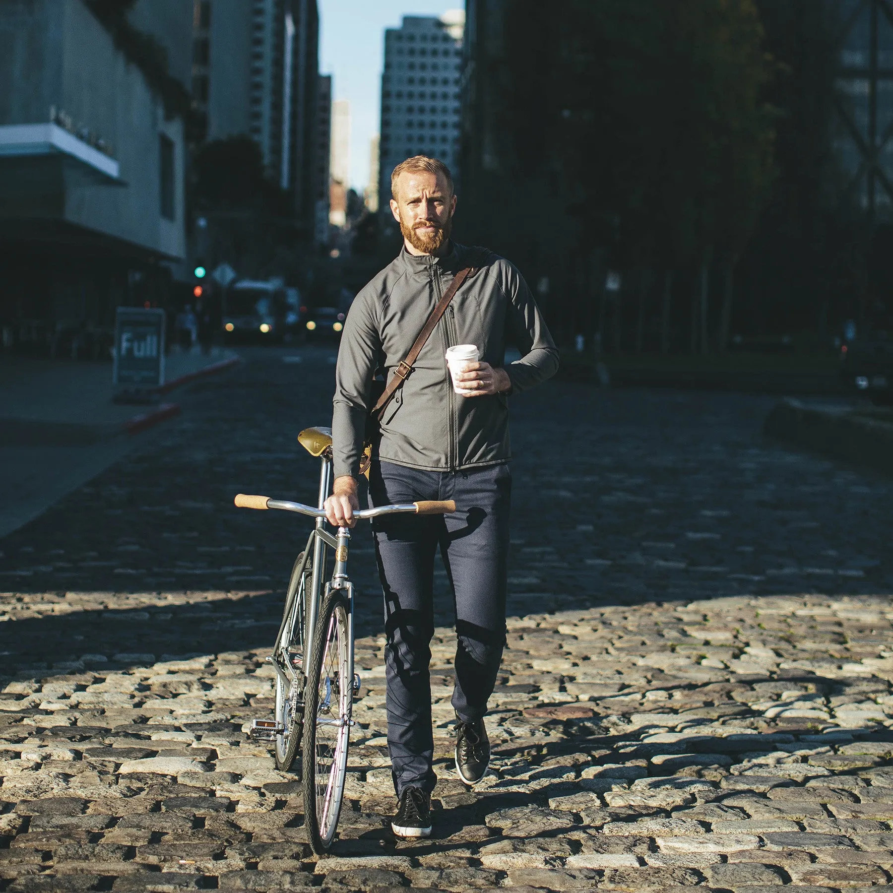 The Frank Chino in Navy sold by Taylor Stitch product image thumbnail 2