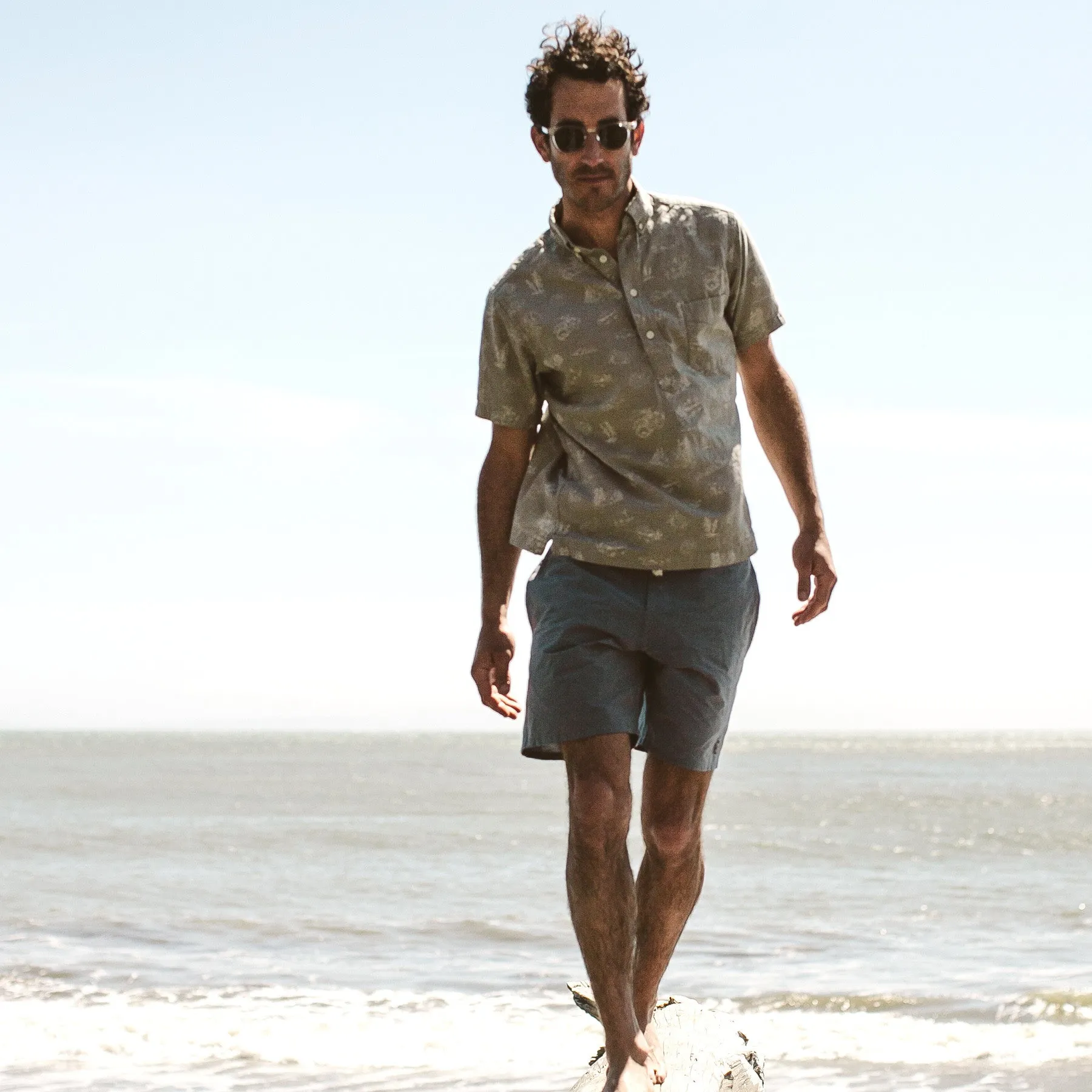 The Popover in Sage Aloha sold by Taylor Stitch product image thumbnail 4