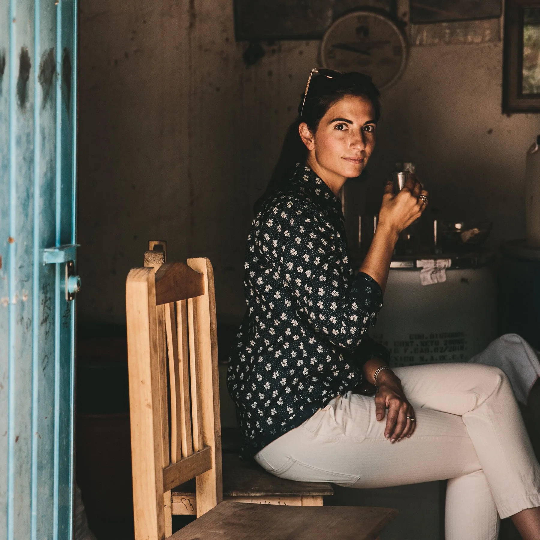 The Michelle Shirt in Indigo Print sold by Taylor Stitch product image thumbnail 4