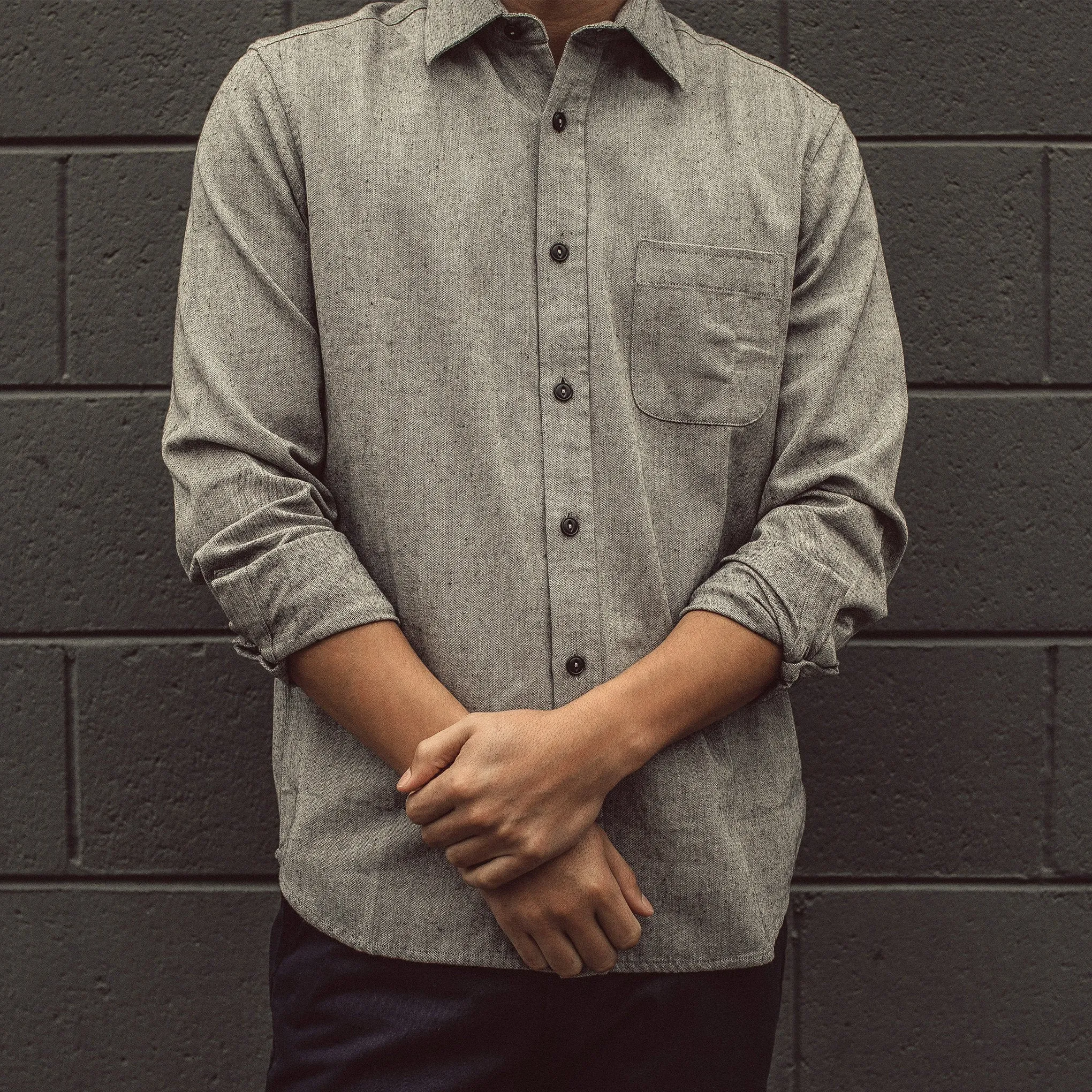 The California in Charcoal Herringbone sold by Taylor Stitch product image thumbnail 4