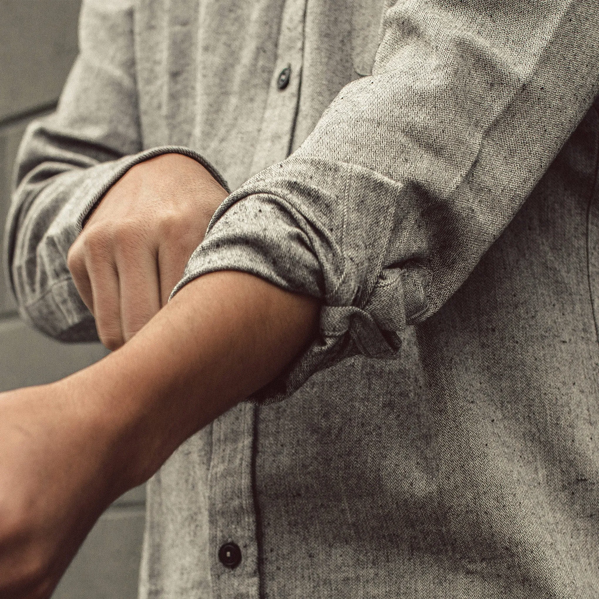 The California in Charcoal Herringbone sold by Taylor Stitch product image thumbnail 3