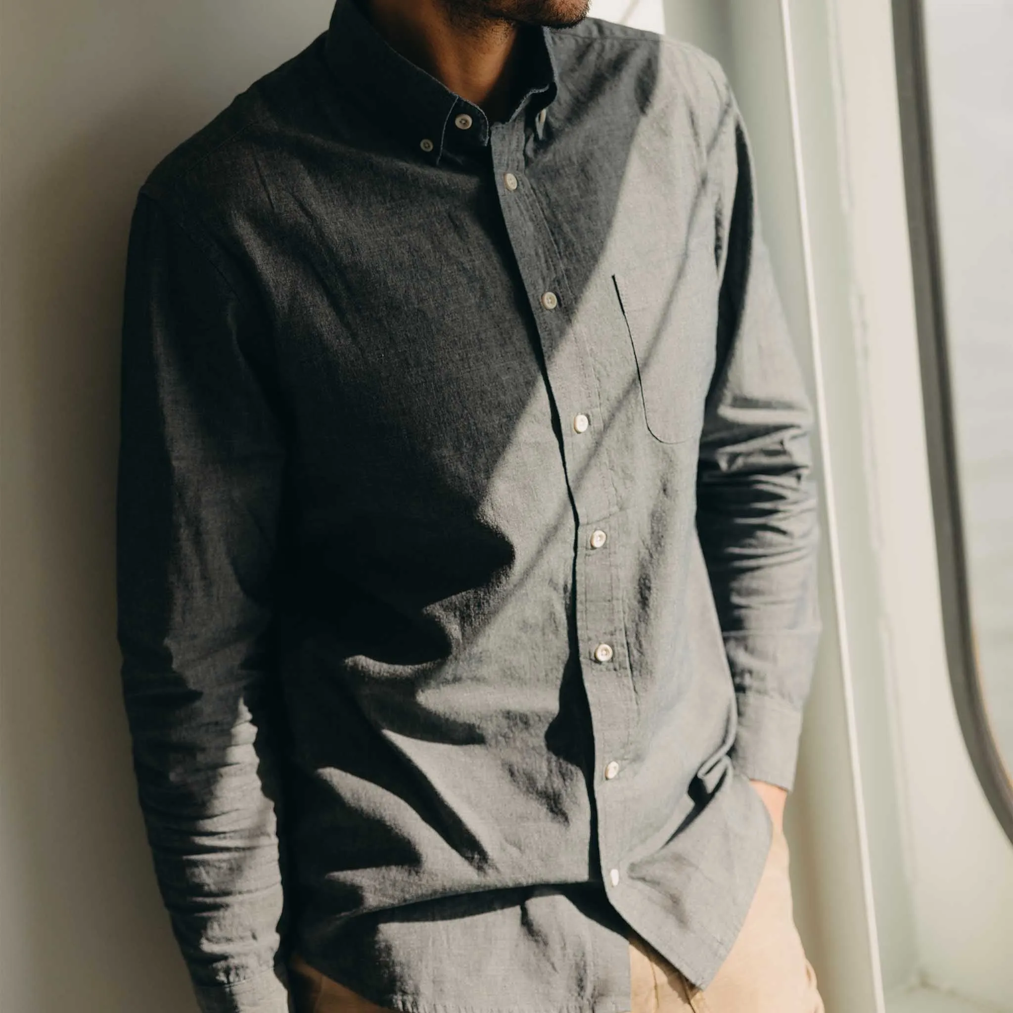 The Jack in Rinsed Indigo Chambray sold by Taylor Stitch product image thumbnail 3