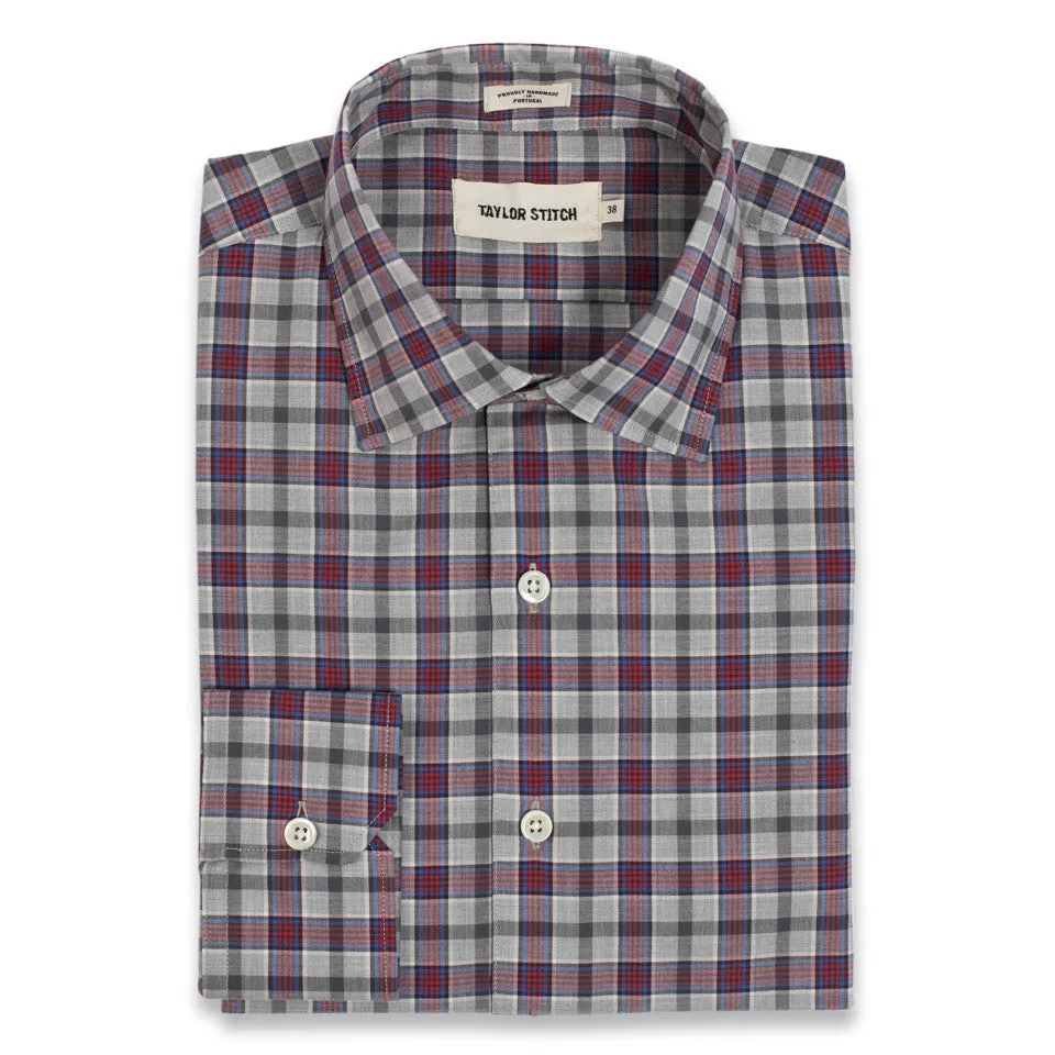 The Hyde in Ash Washed Poplin sold by Taylor Stitch