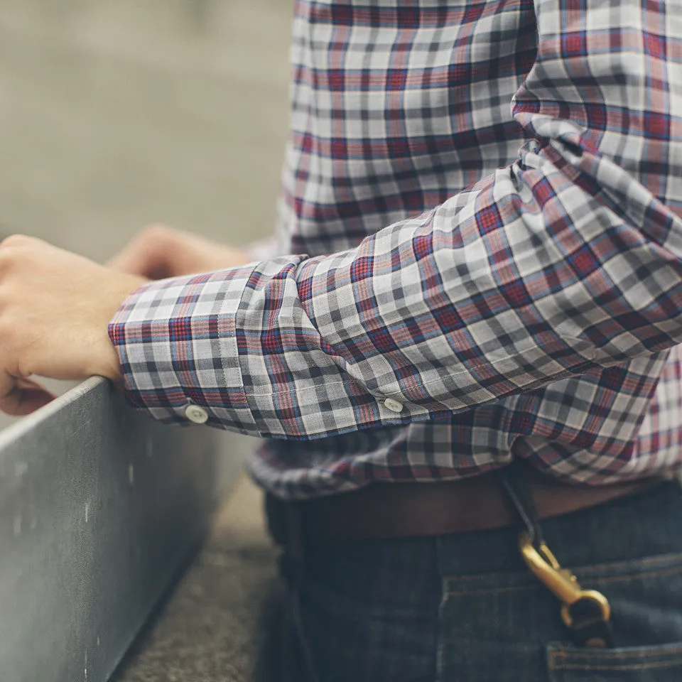 The Hyde in Ash Washed Poplin sold by Taylor Stitch product image thumbnail 4