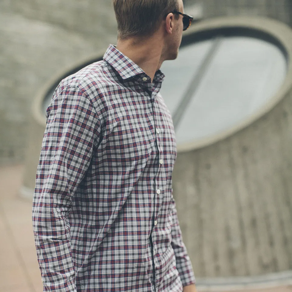 The Hyde in Ash Washed Poplin sold by Taylor Stitch product image thumbnail 5