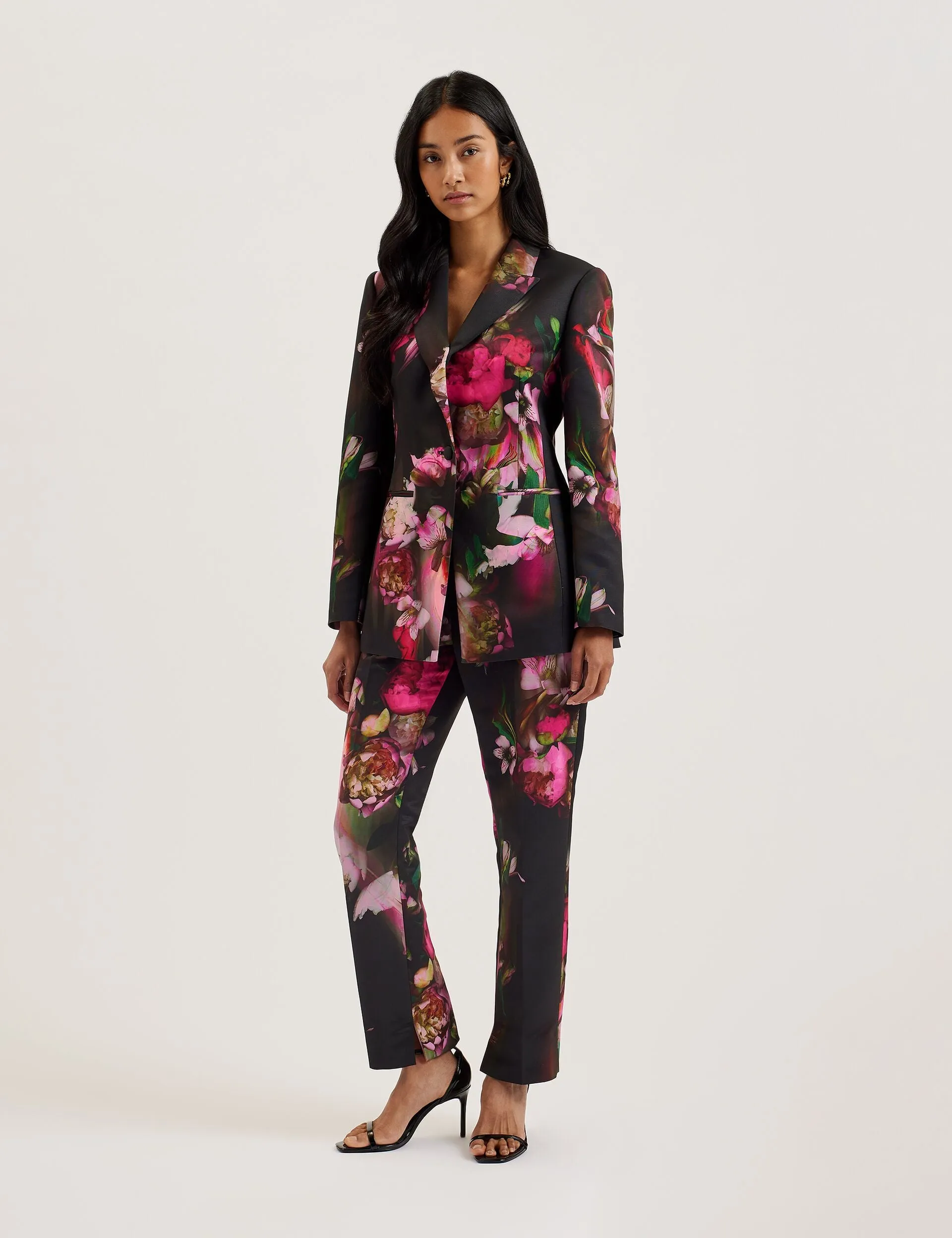 OKUNIT | BLACK sold by Ted Baker