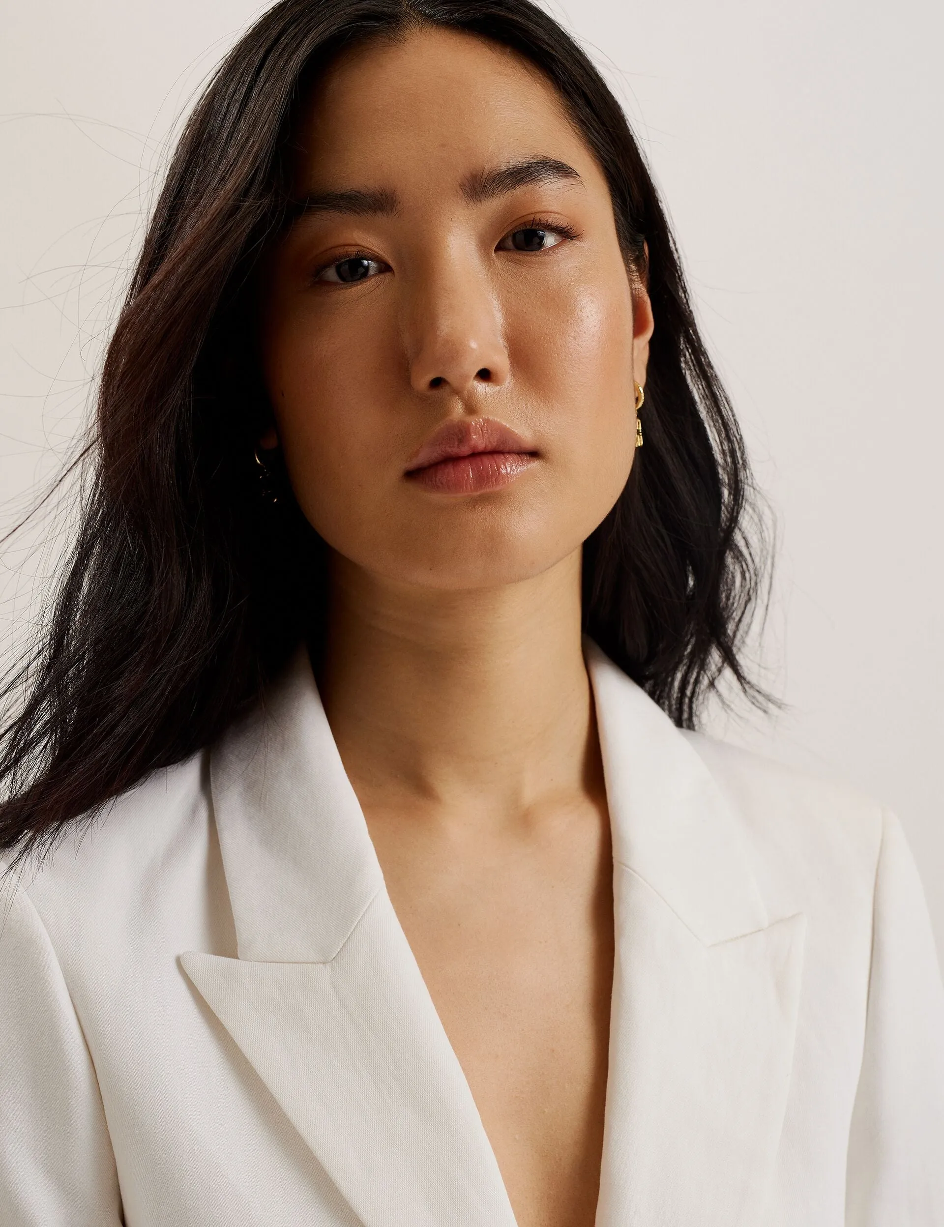 MUSUB | WHITE sold by Ted Baker product image thumbnail 2