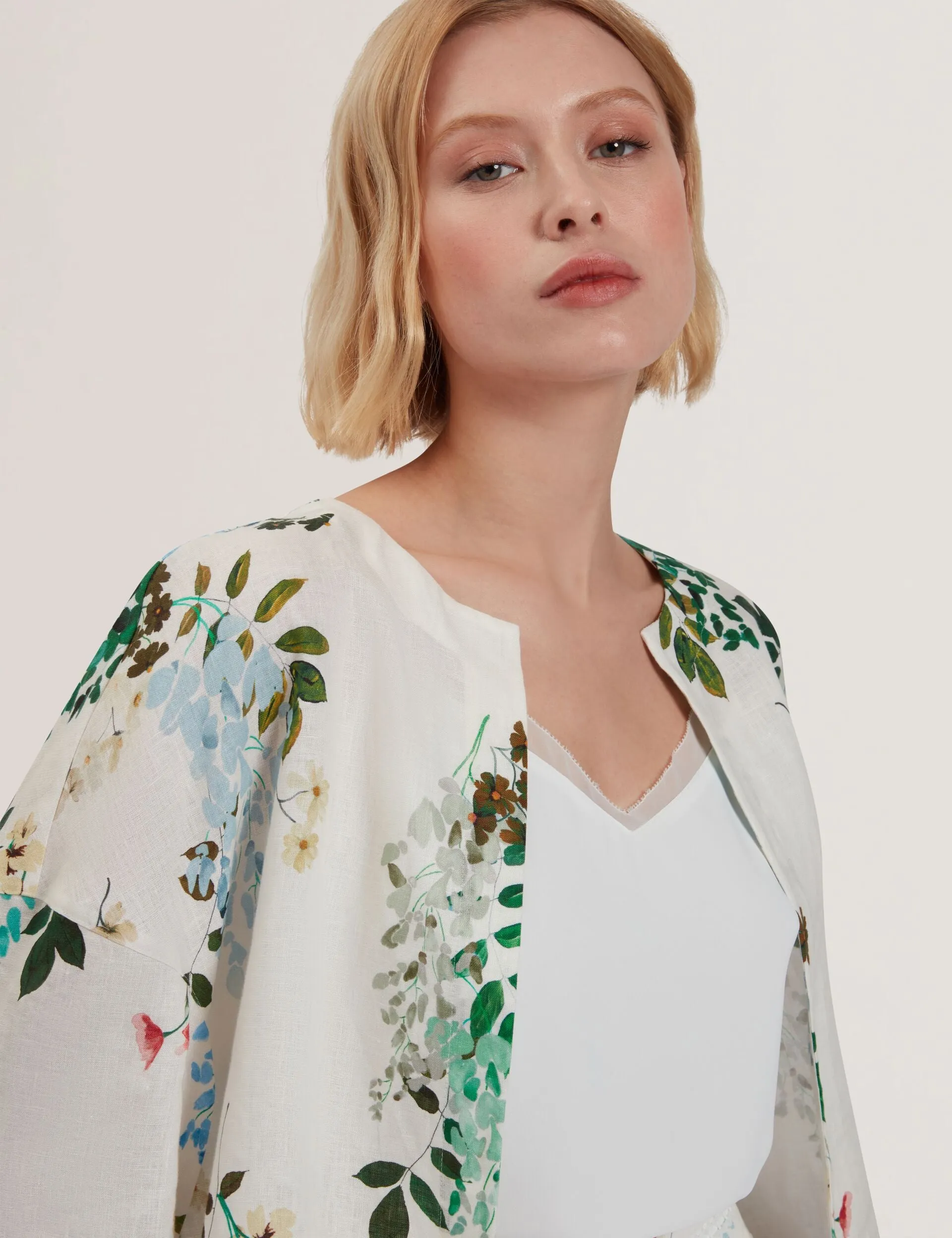 KALNA | WHITE sold by Ted Baker product image thumbnail 4