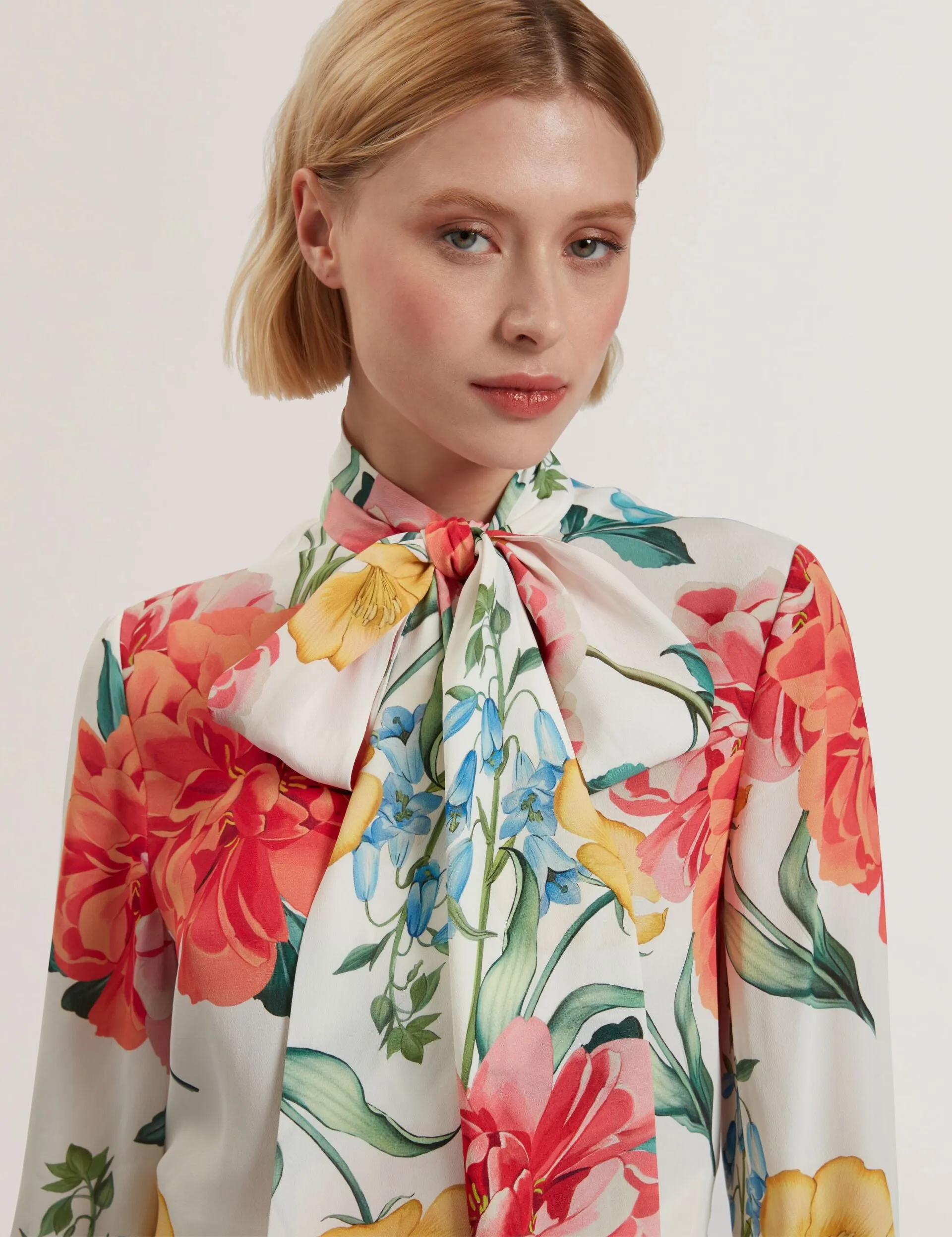 LUUSILE | WHITE sold by Ted Baker product image thumbnail 4