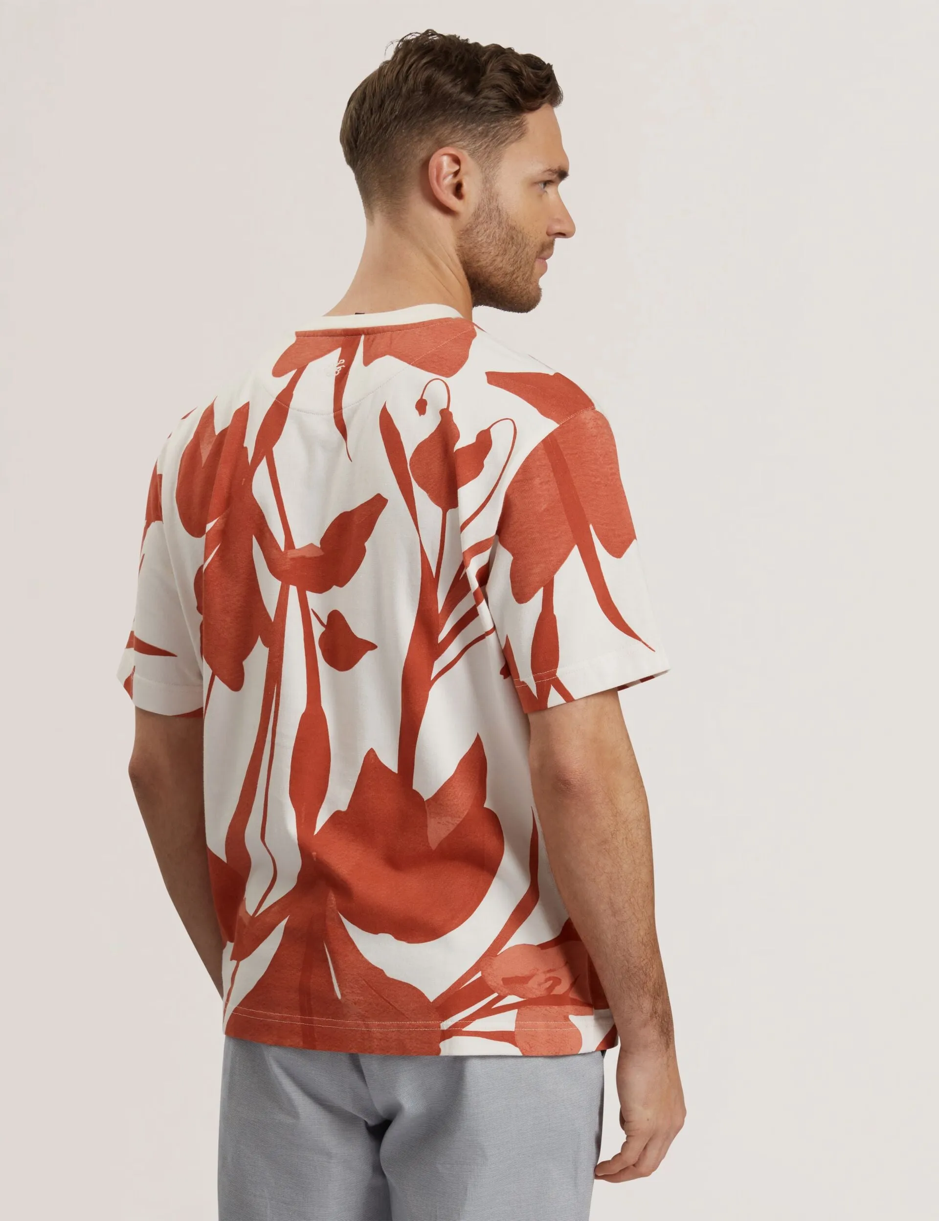 YIANNOS | RED sold by Ted Baker product image thumbnail 5