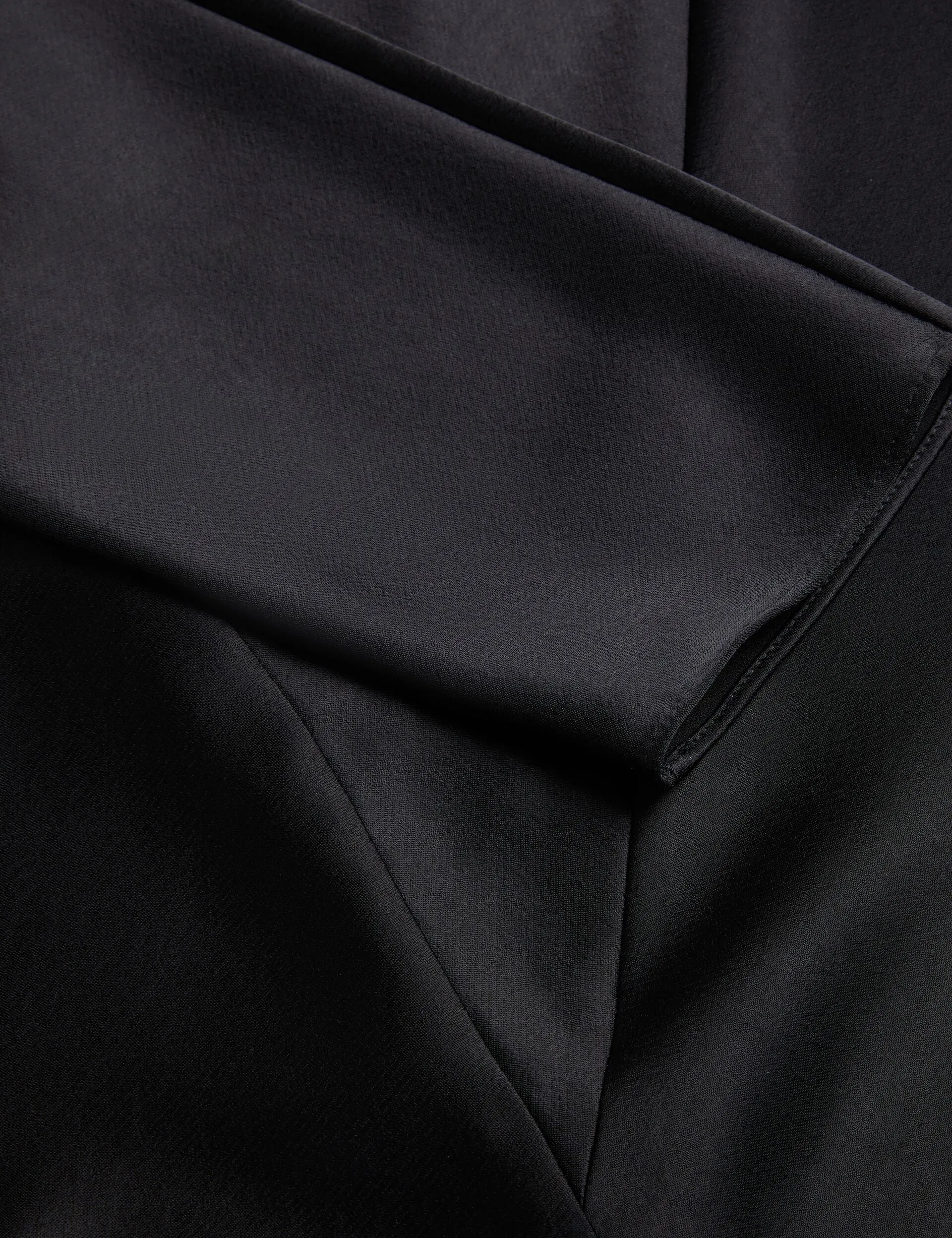 AVELLI | BLACK sold by Ted Baker product image thumbnail 3