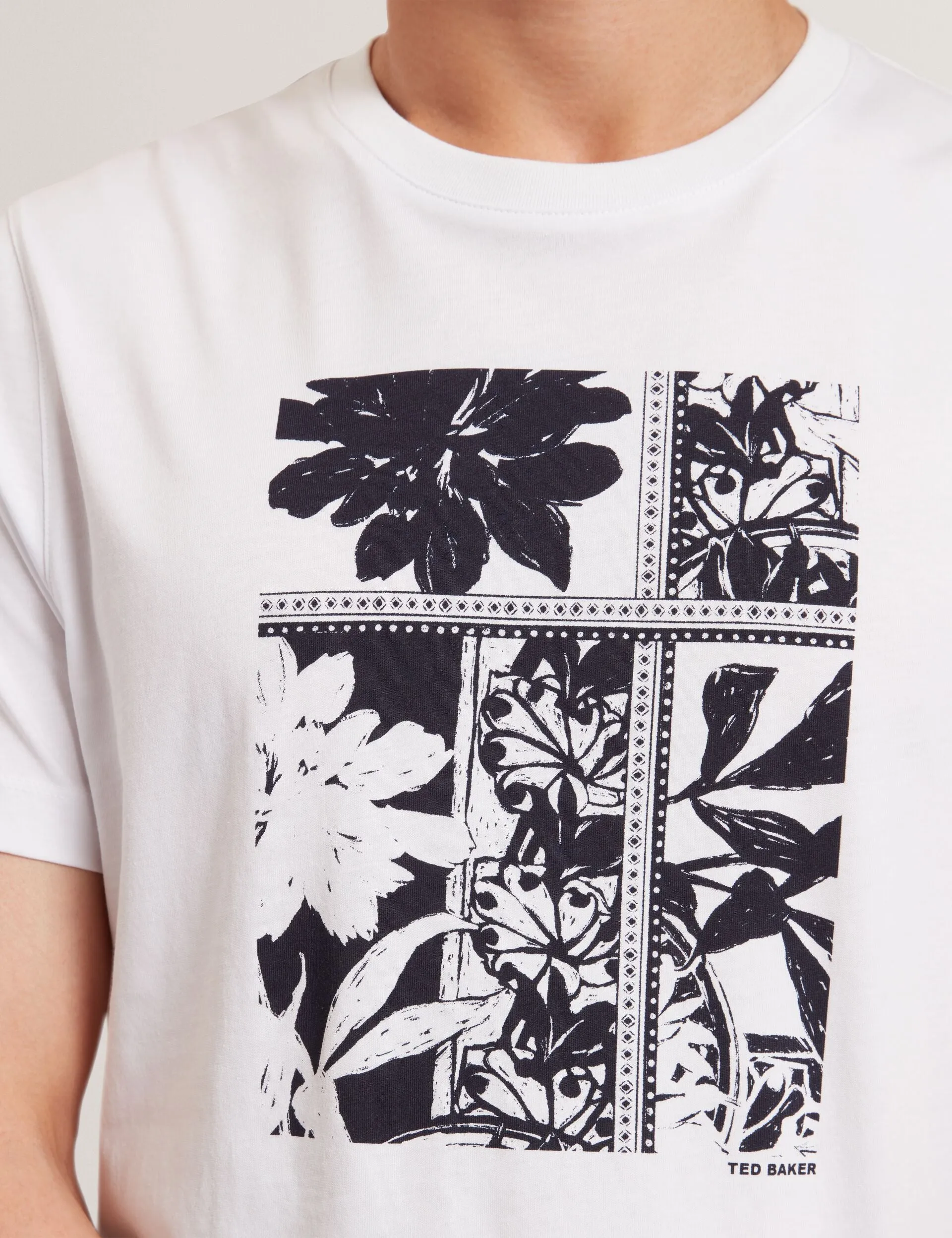 KONEY | WHITE sold by Ted Baker product image thumbnail 4