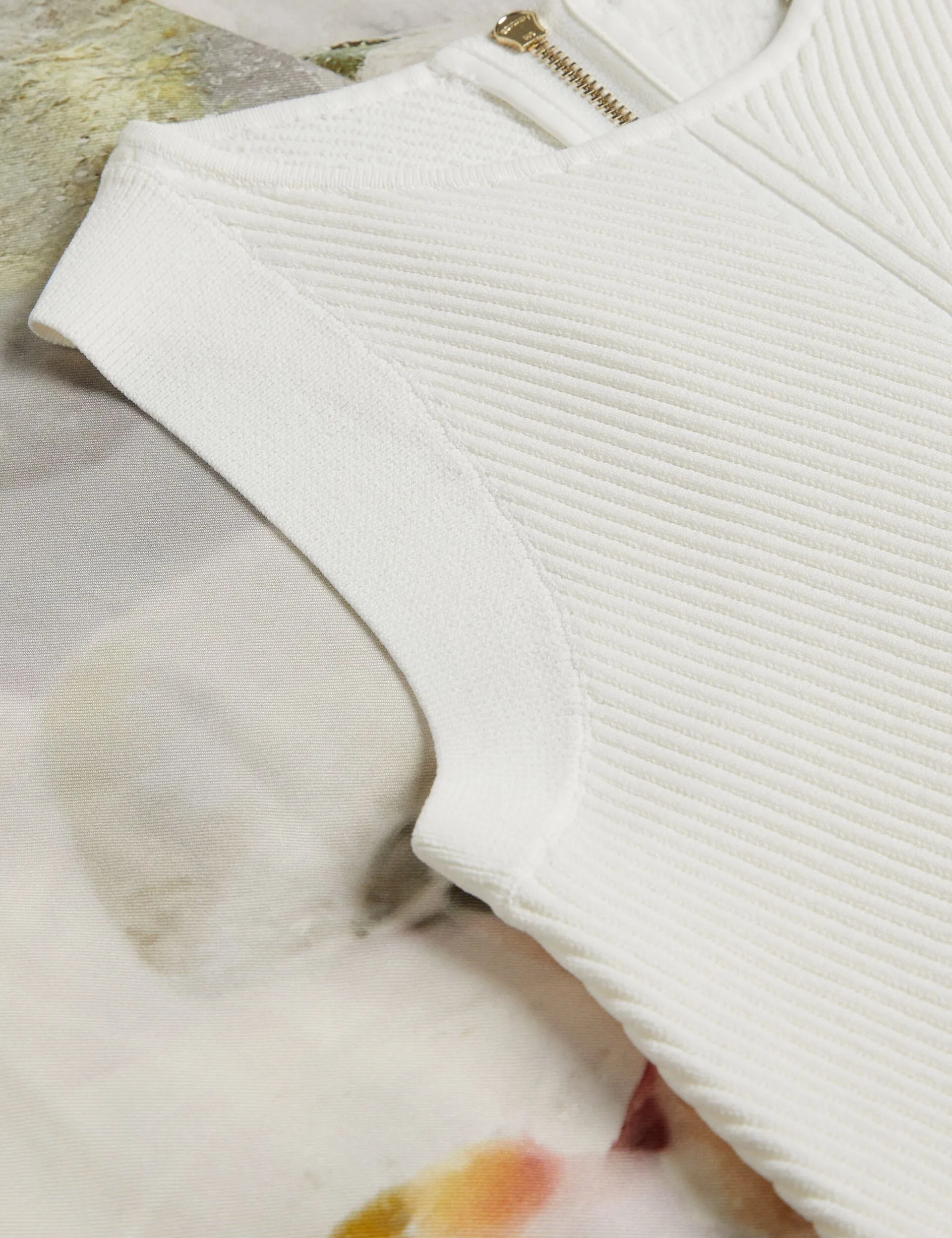 TIRSSO | WHITE sold by Ted Baker product image thumbnail 5