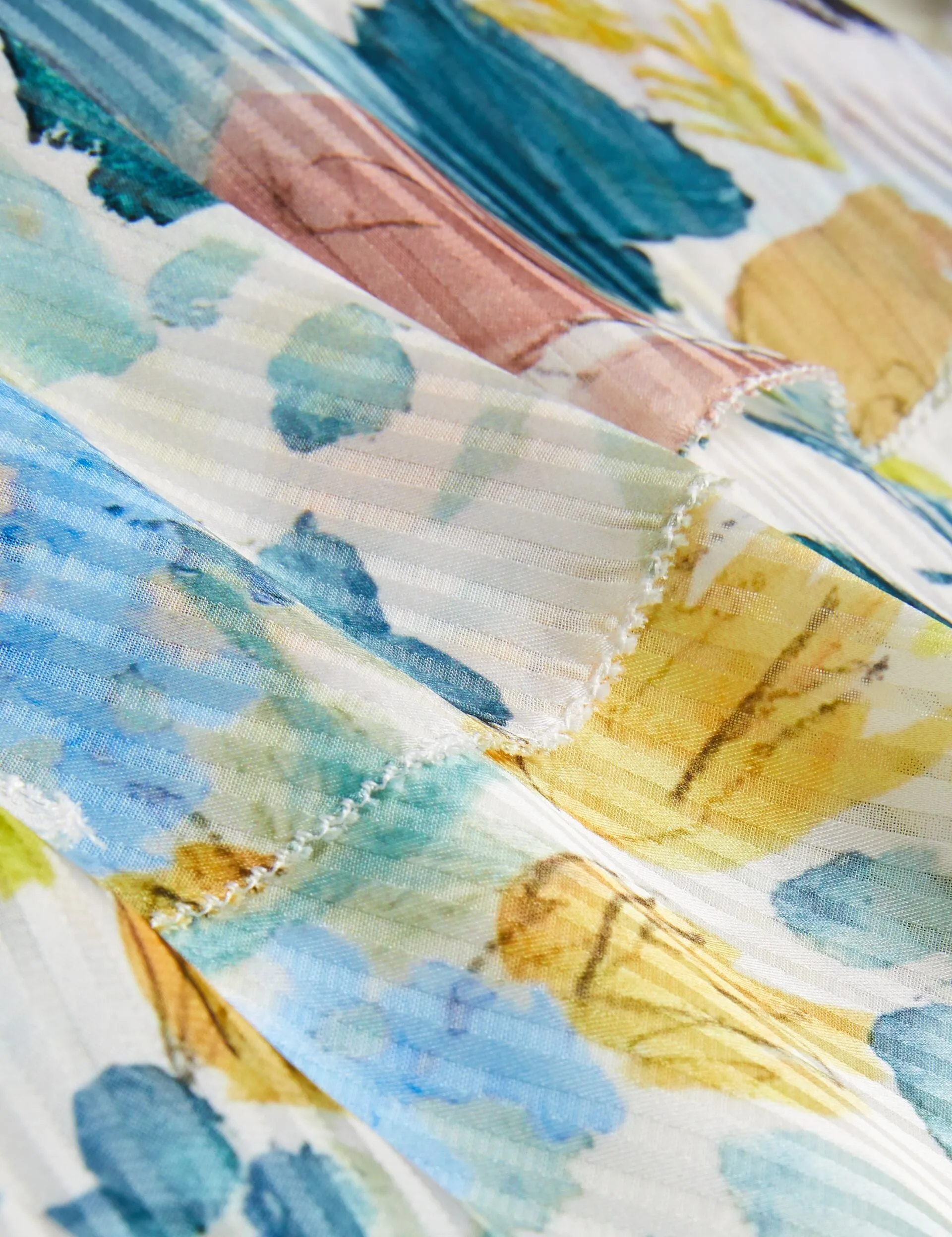 PRAGSEA | IVORY sold by Ted Baker product image thumbnail 3