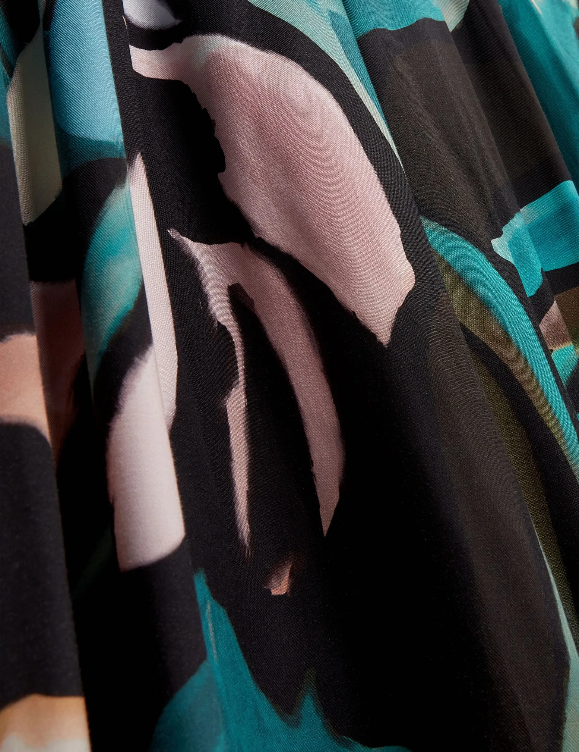 ESKAA | BLACK sold by Ted Baker product image thumbnail 3