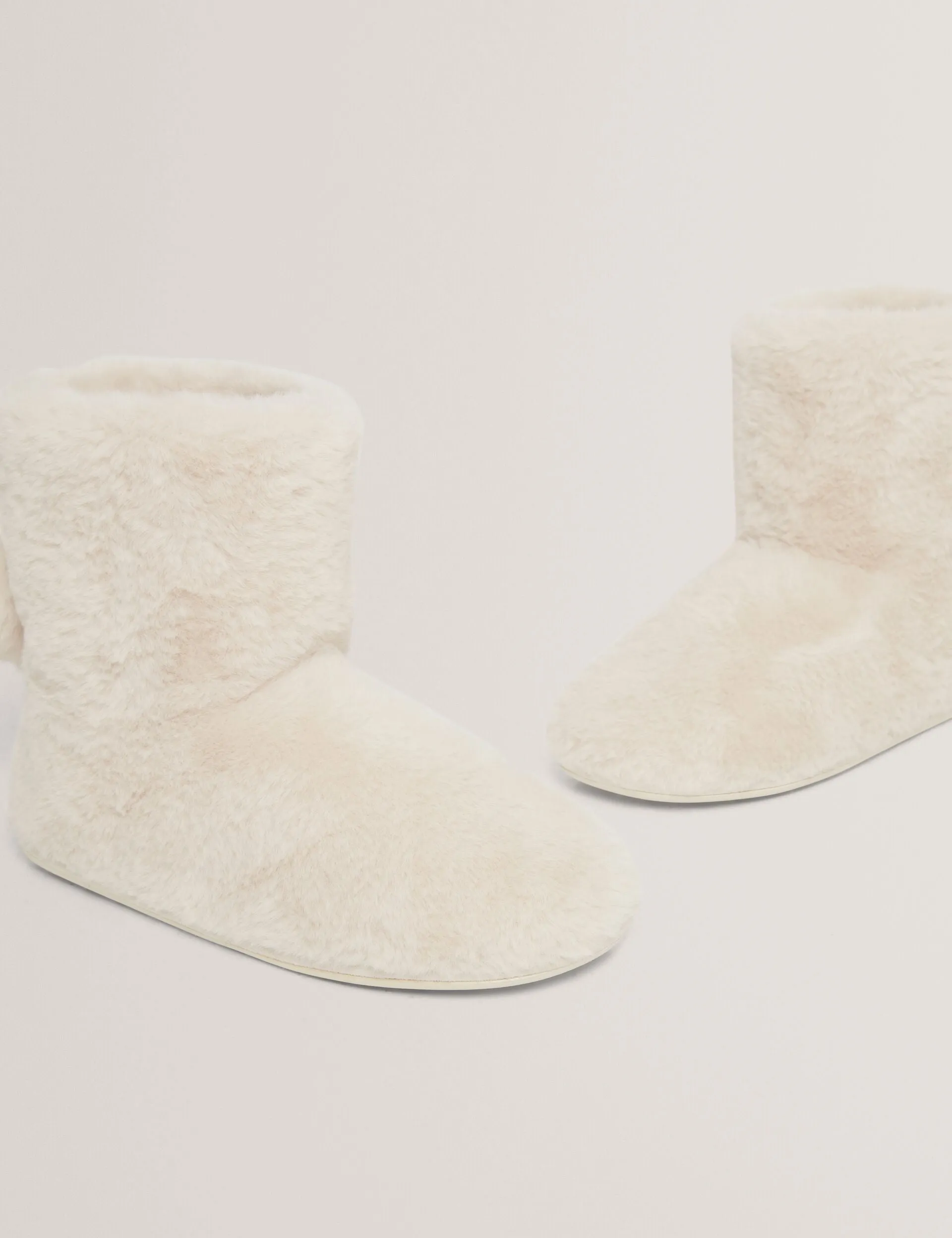 HAMONDA | IVORY sold by Ted Baker product image thumbnail 3