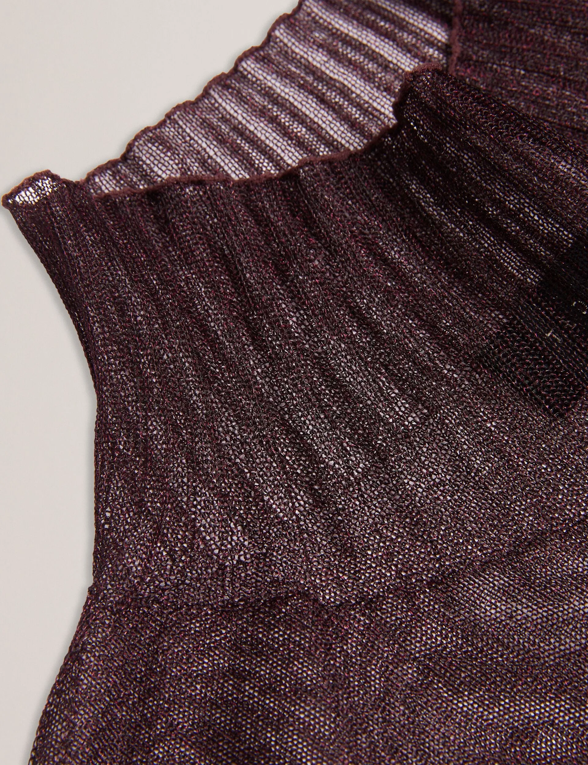 TAYLAW | DARK RED sold by Ted Baker product image thumbnail 3