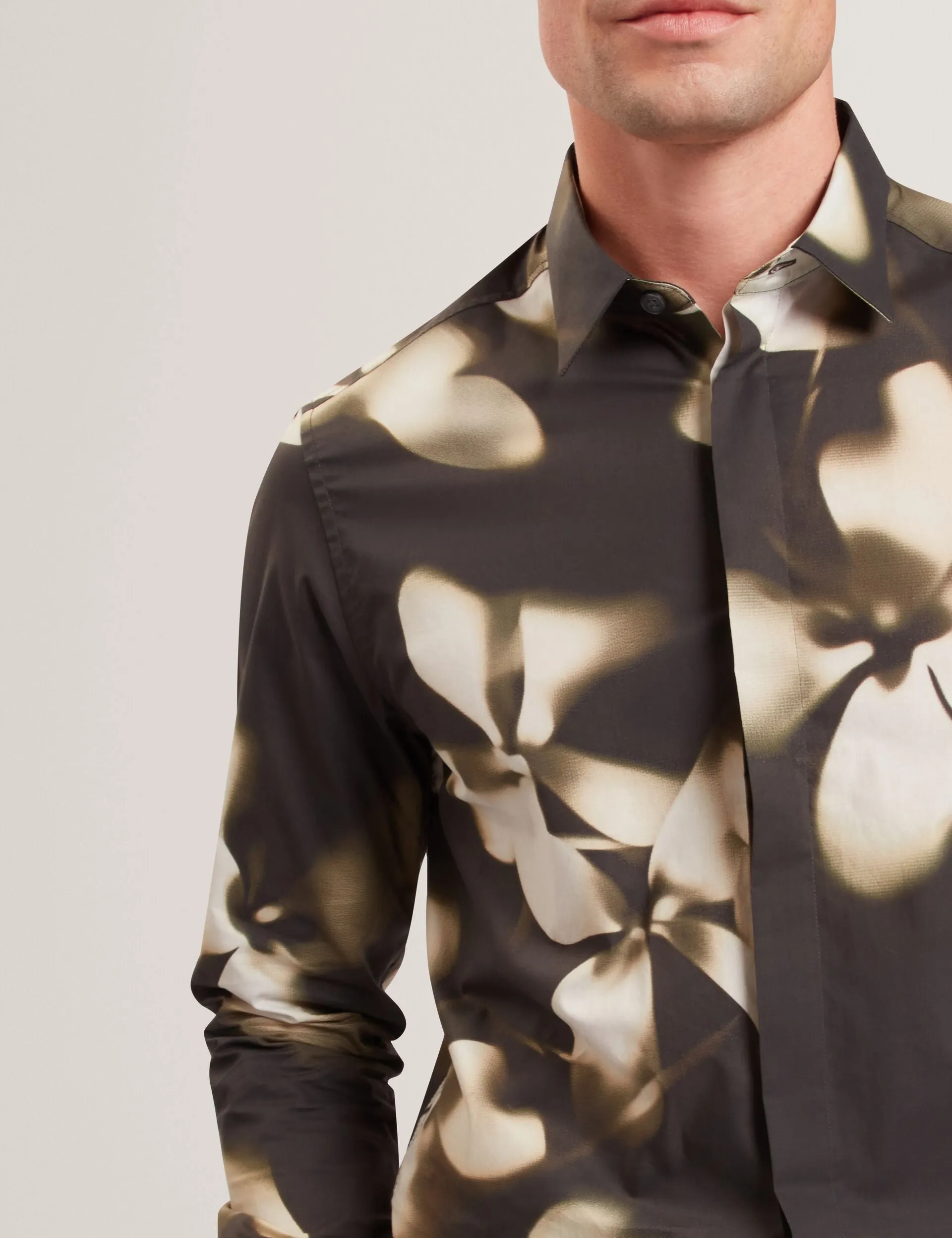 WRENIN | BLACK sold by Ted Baker product image thumbnail 4