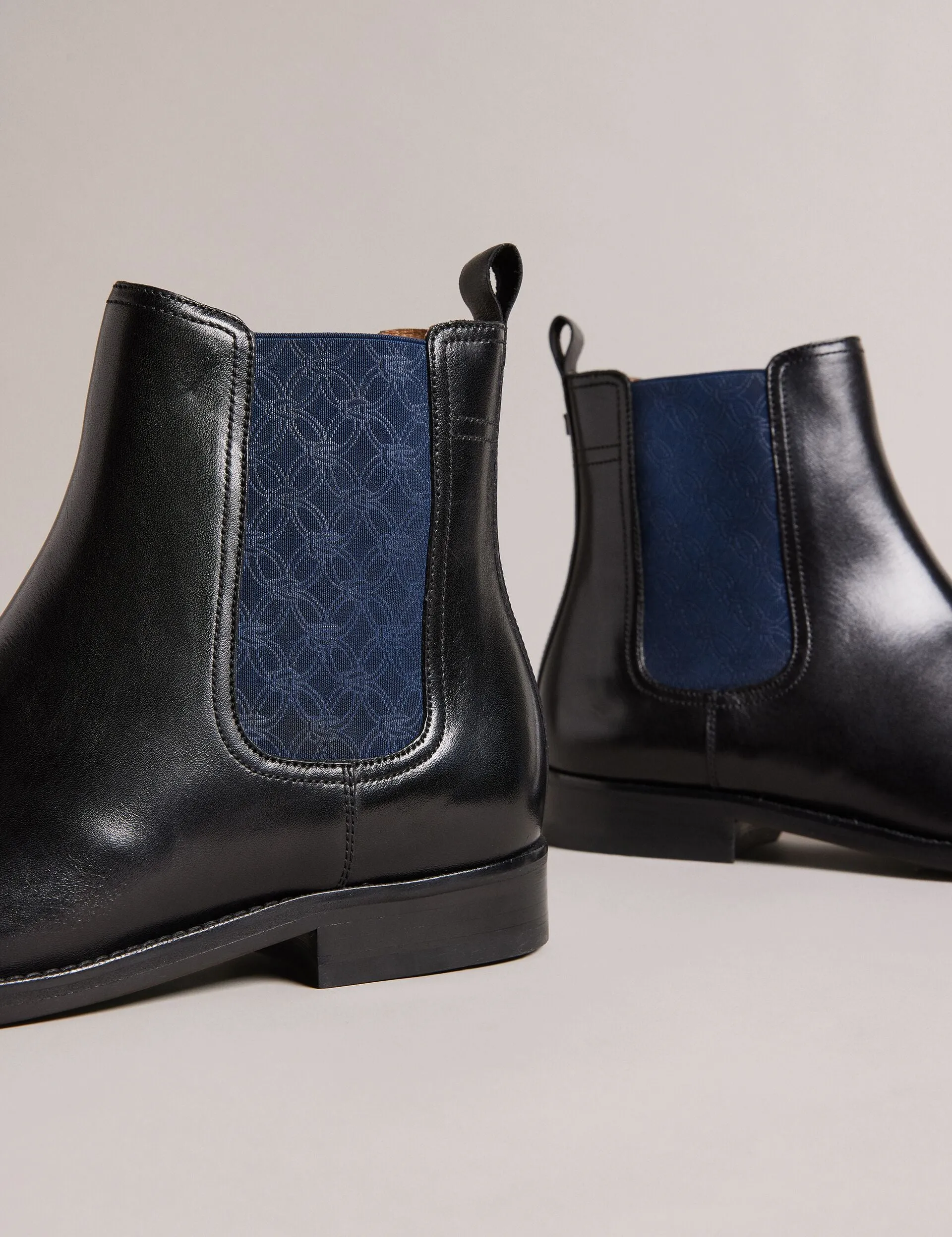 LINEUS | BLACK sold by Ted Baker product image thumbnail 4