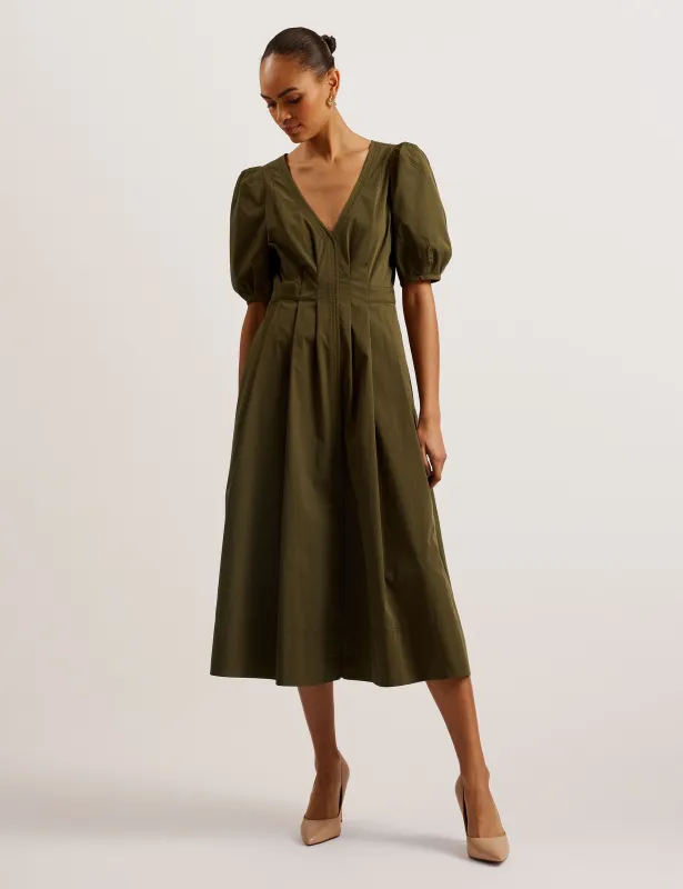 LEDRA | KHAKI made by Ted Baker