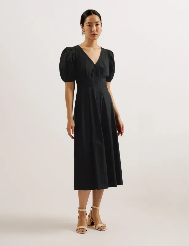 LEDRA | BLACK made by Ted Baker