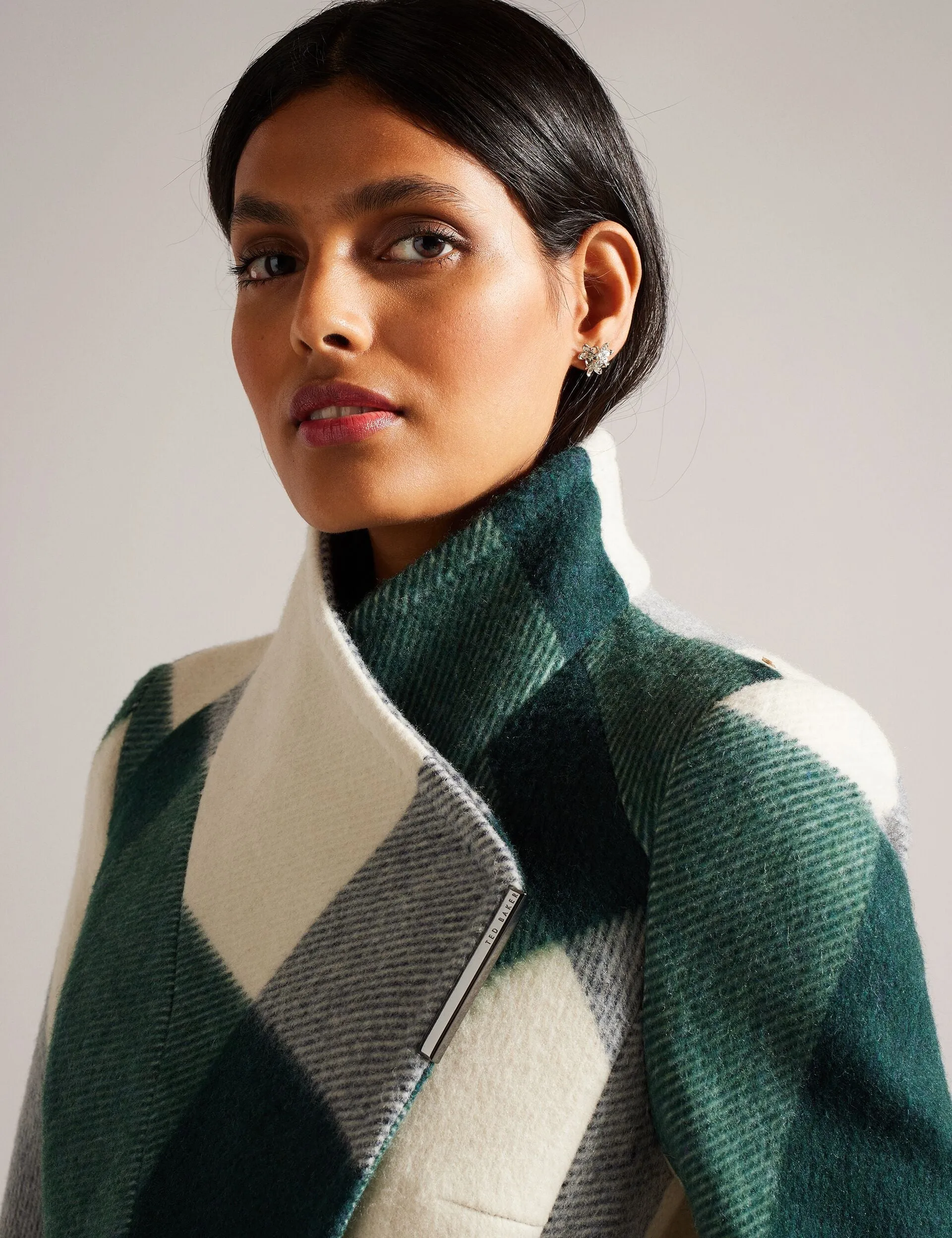 ROSETEI | IVORY sold by Ted Baker product image thumbnail 5