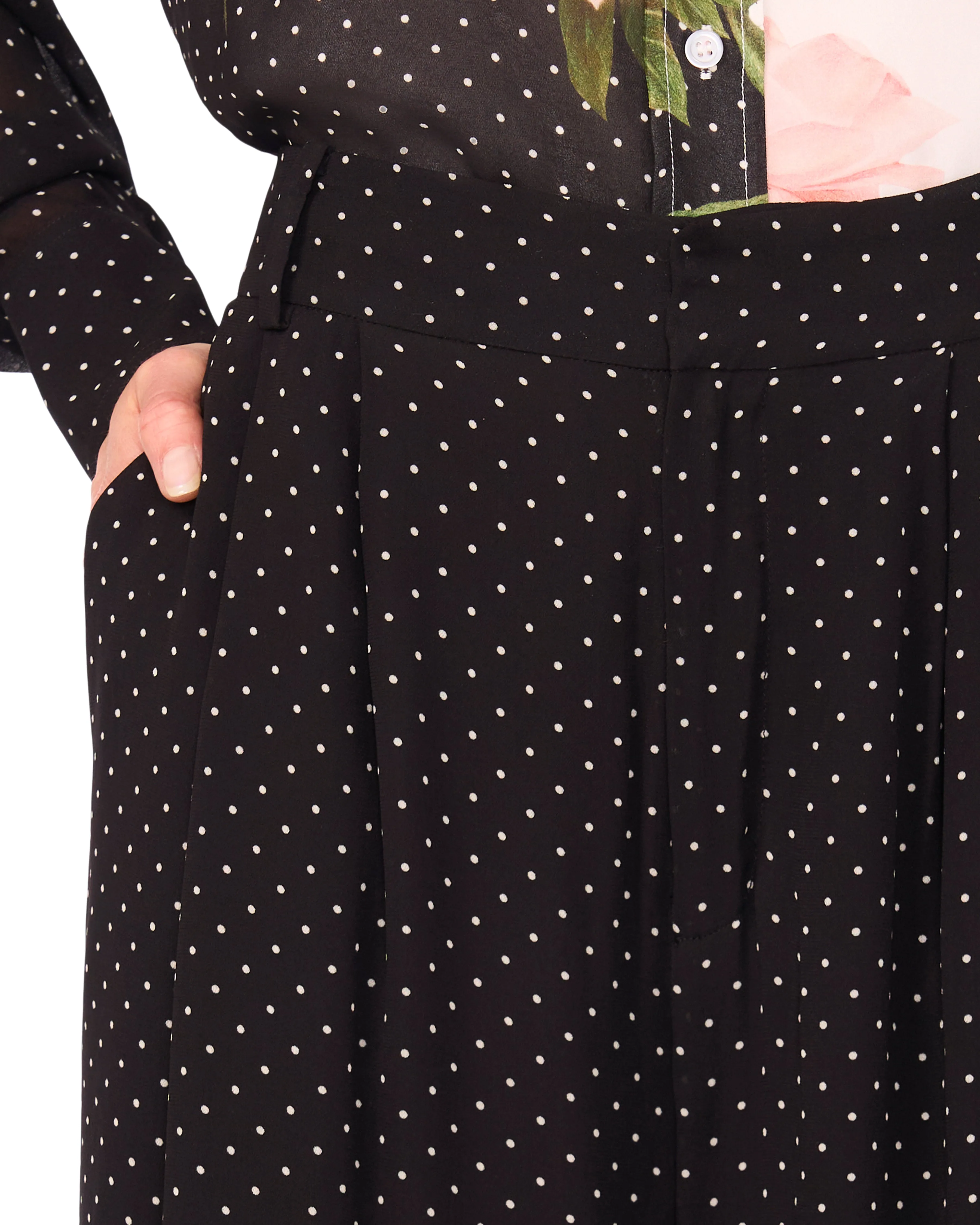 WIDE LEG TUCK PANT | BLACK sold by Ted Baker product image thumbnail 3