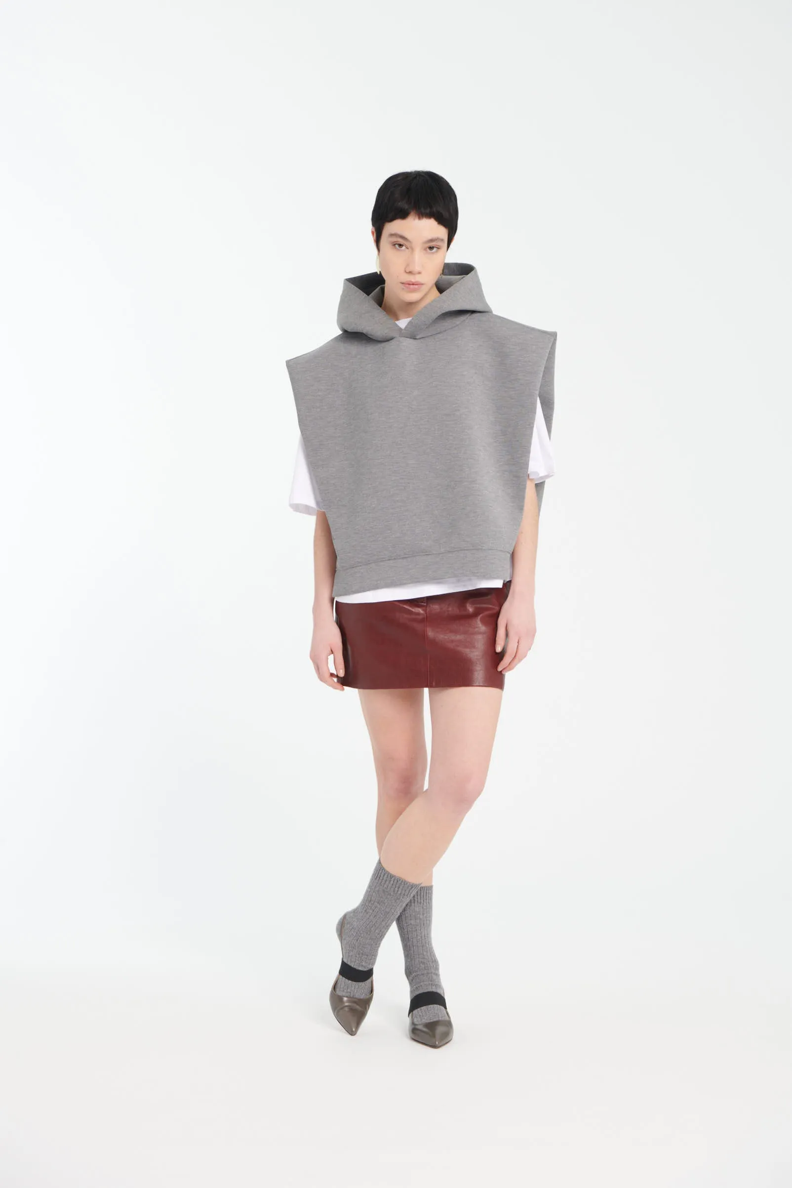Grey Scuba Jersey Sleeveless Sweatshirt sold by Tela product image thumbnail 3