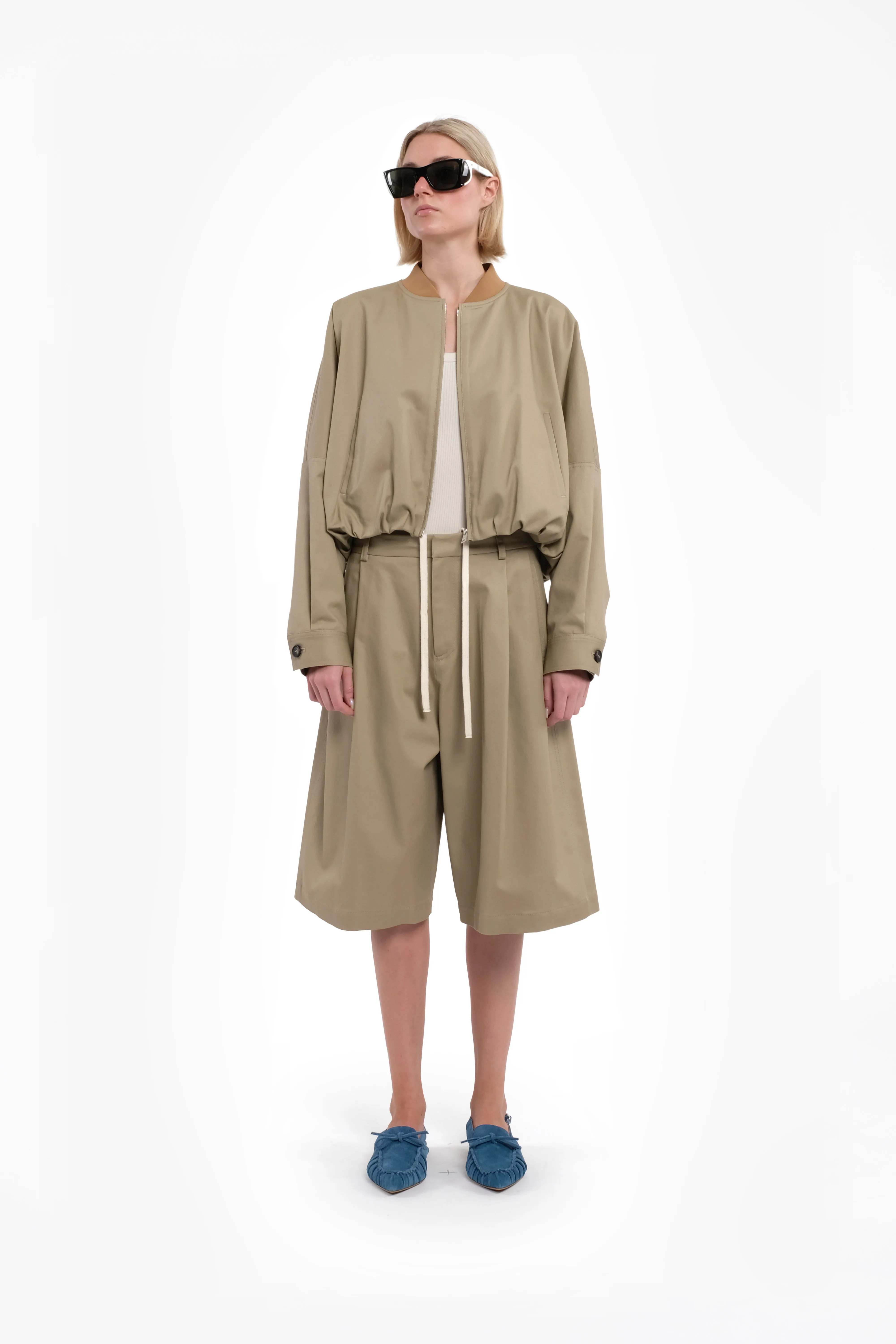 Cropped Ruched Cotton Jacket In Sand Color With Zipper sold by Tela product image thumbnail 3